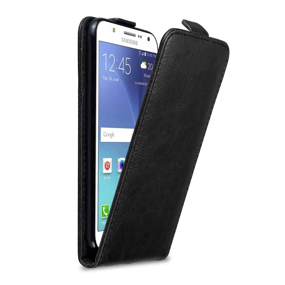Cadorabo Hülle für Samsung Galaxy J7 2015 Schutz Hülle in Schwarz Flip Etui Handyhülle Case Cover