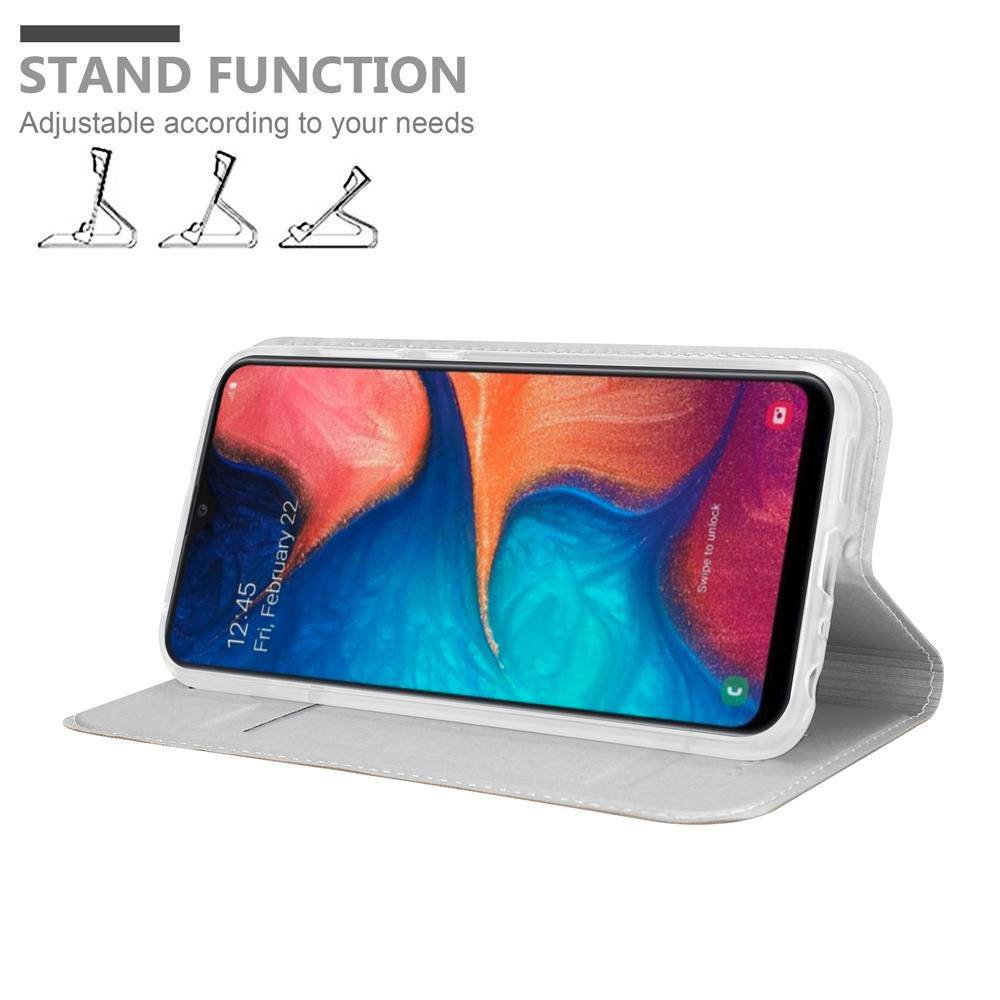 Cadorabo Handyhülle für Samsung Galaxy A10e / A20e Schutz Hülle in Silber Cover Etui Book Case Booklet