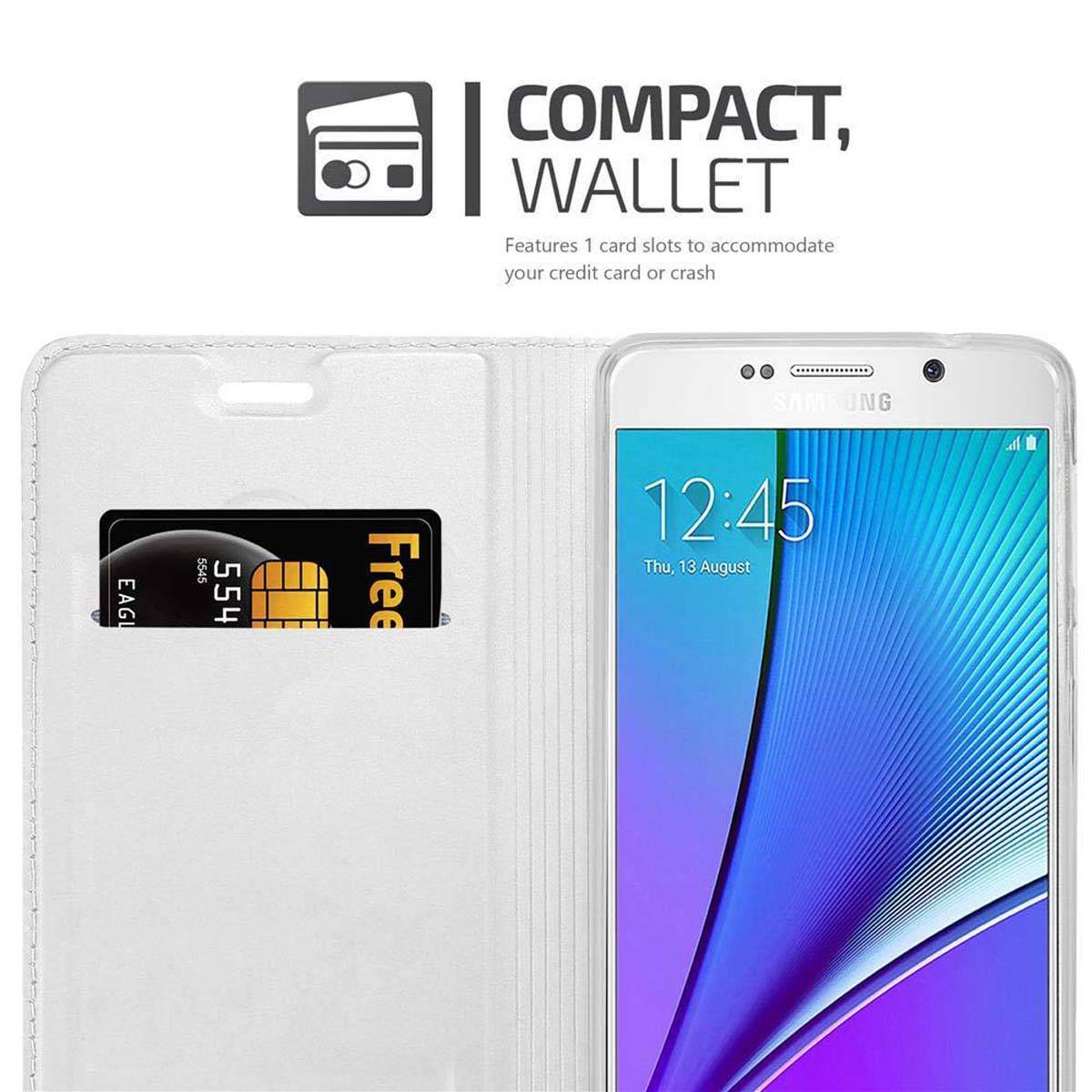 Cadorabo Handyhülle für Samsung Galaxy NOTE 5 Schutz Hülle in Silber Cover Etui Book Case Booklet