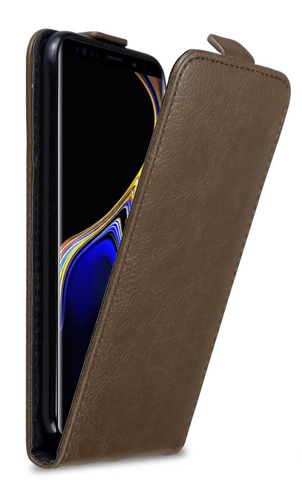 Cadorabo Hülle für Samsung Galaxy NOTE 9 Schutz Hülle in Braun Flip Etui Handyhülle Case Cover