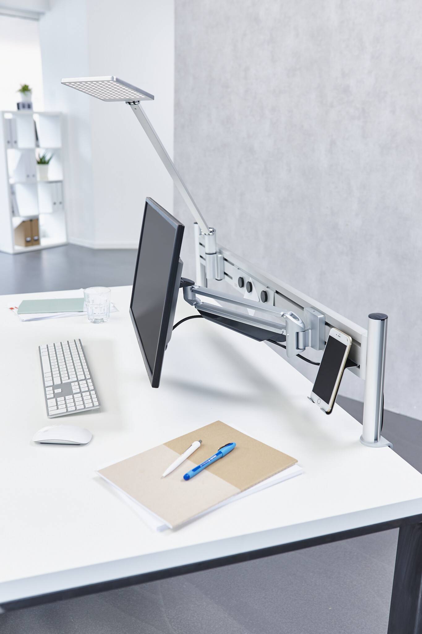 Novus Penda Multi-Ablageboard