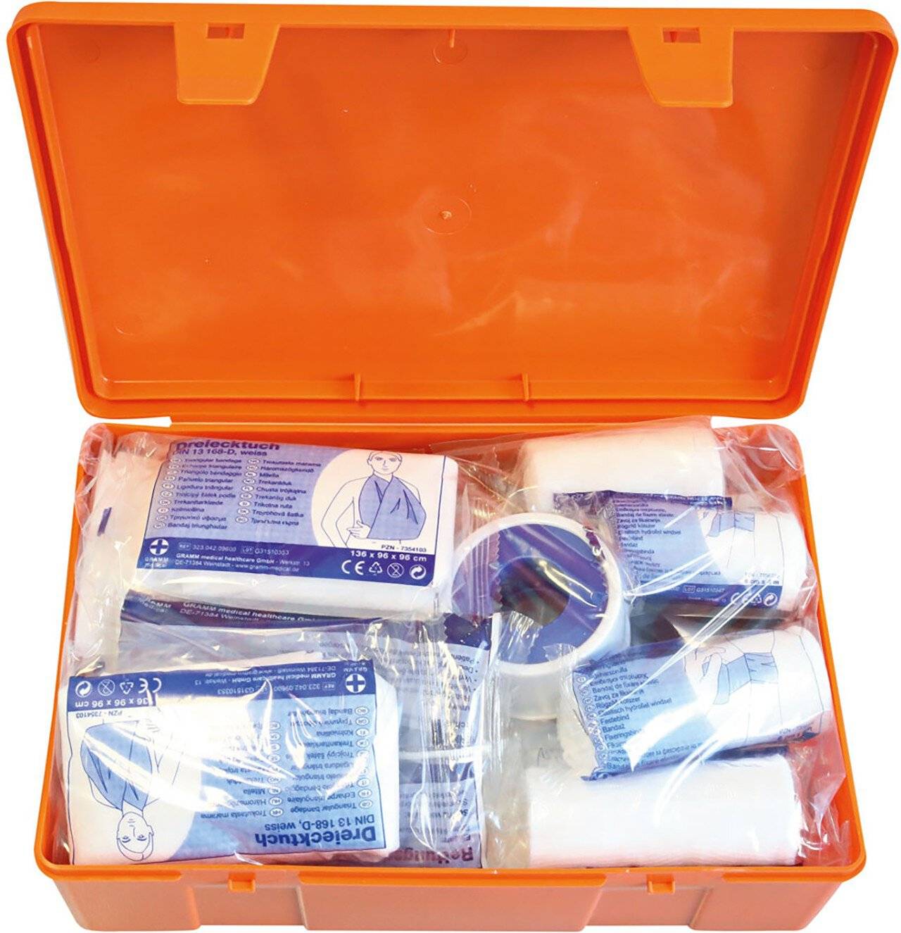 Orangener Erste-Hilfe-Koffer offen mit verpackten medizinischen Materialien, einschließlich Verbandsmaterial, Gaze und einer Atemschutzmaske.