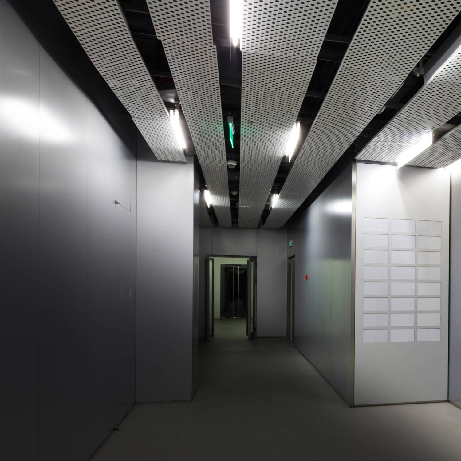 LED-Unter-/ Aufbauleuchte"EGZON"