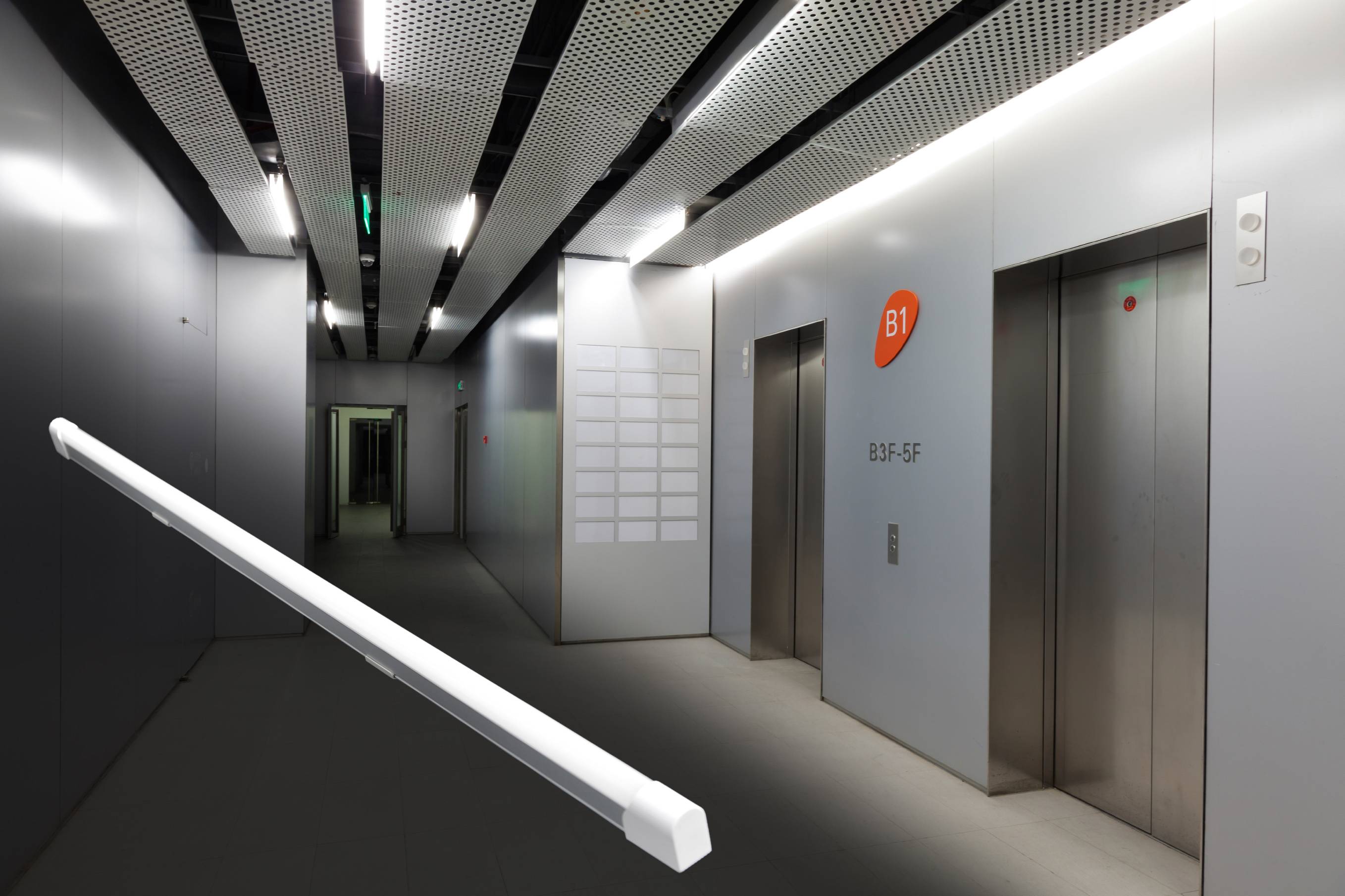 LED-Unter-/ Aufbauleuchte "ELIAS"