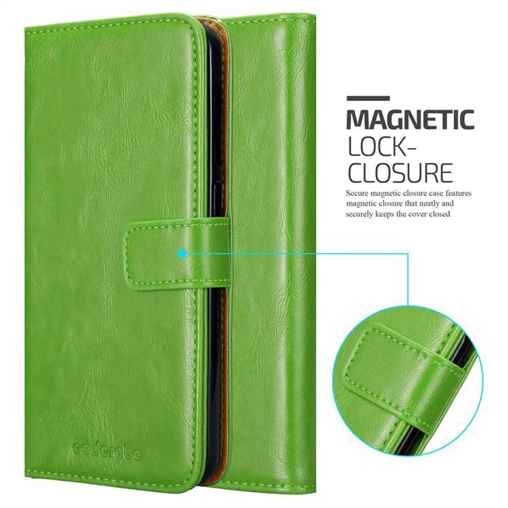 Cadorabo Hülle für HTC Desire 10 LIFESTYLE / Desire 825 Schutzhülle in Grün Handyhülle Book Tasche Case Etui Luxury