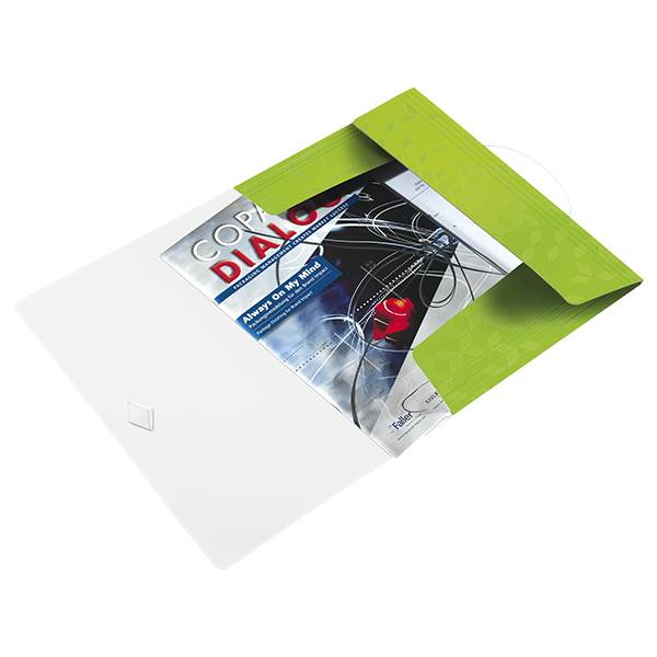 Grüner Umschlag, der einen medizinischen Zeitschrift oder Broschüre auf weißem Hintergrund teilweise bedeckt.