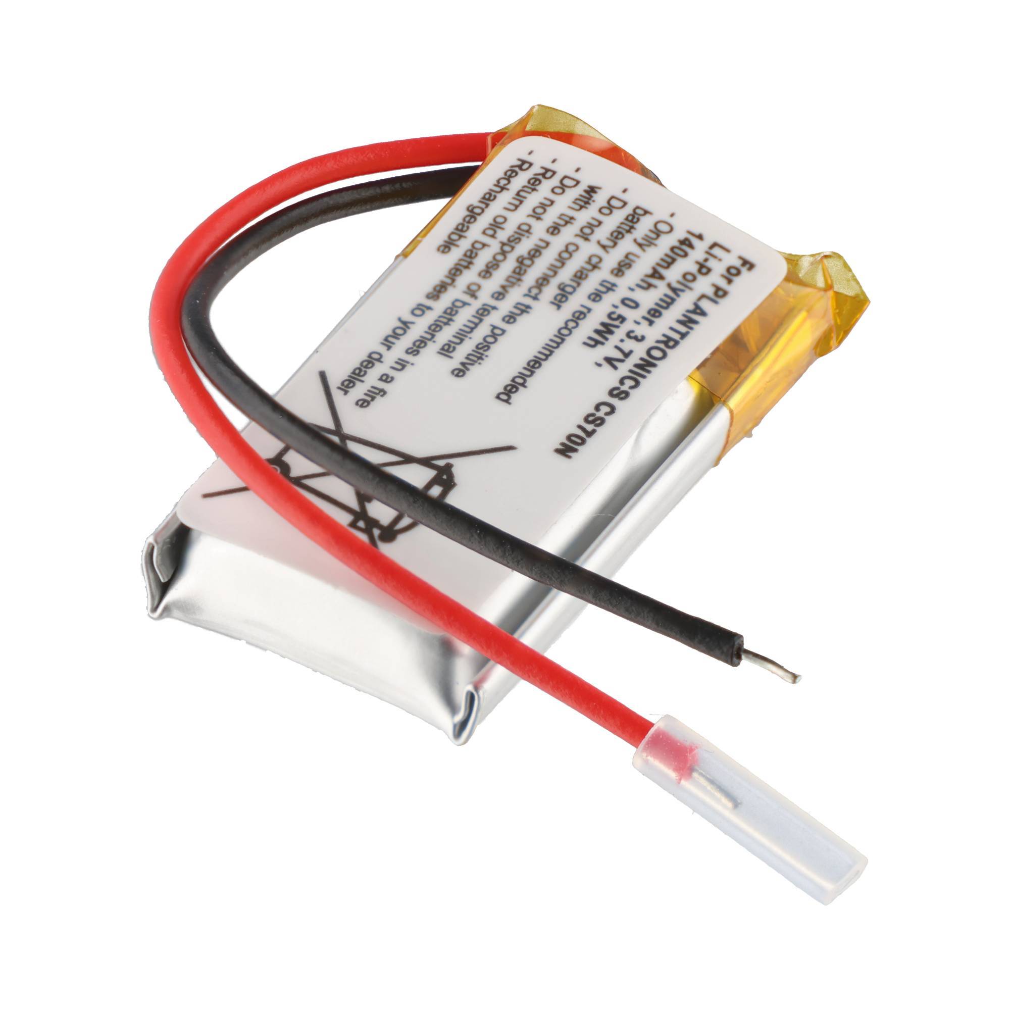 Kleine Lithium-Polymer-Batteriepack mit roten und schwarzen Drähten und einem Stecker, gezeigt auf weißem Hintergrund.