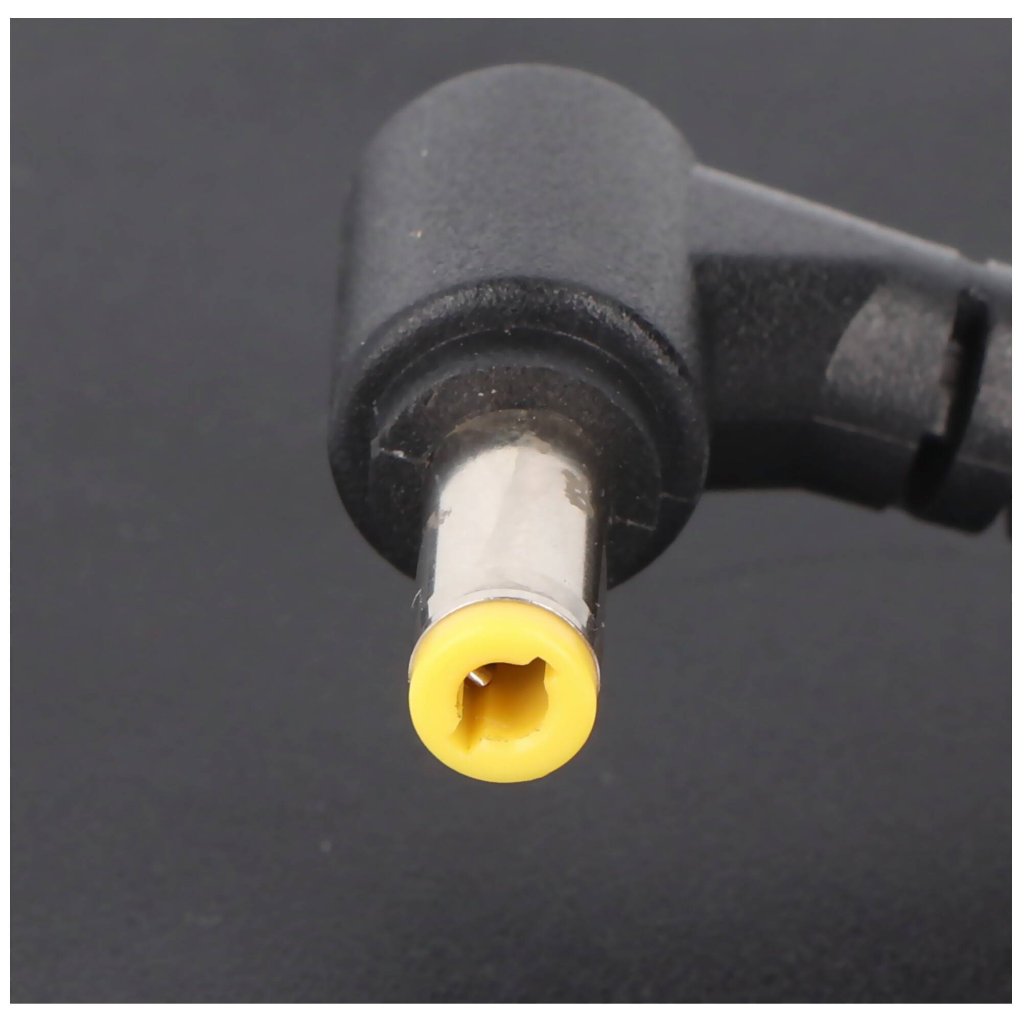 Netzteil für Fujitsu-Siemens Celsius Mobile H (kein Original)