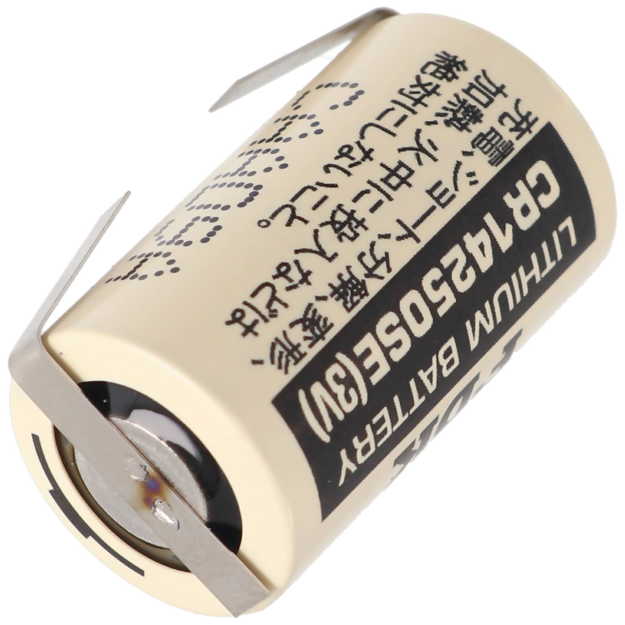 Nahaufnahme einer zylindrischen Lithiumbatterie mit japanischem Text und Metallkontakten an beiden Enden.