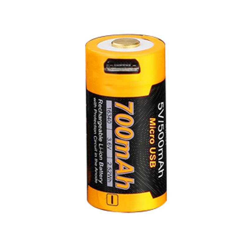 CR123 A Li-Ion Akku mit integrierter USB-Ladefunktion 3,6 Volt mit 700mAh und AccuCell Akkubox (kein extra Ladegerät not