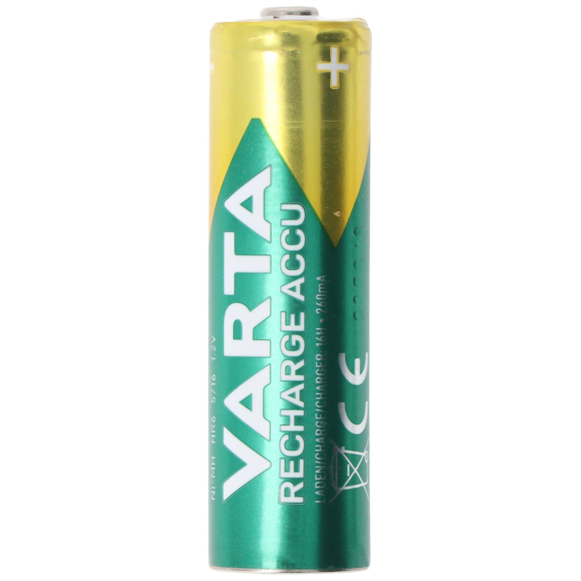 Einzelne VARTA Recharge Accu AA-Batterie aufrecht auf weißem Hintergrund dargestellt.