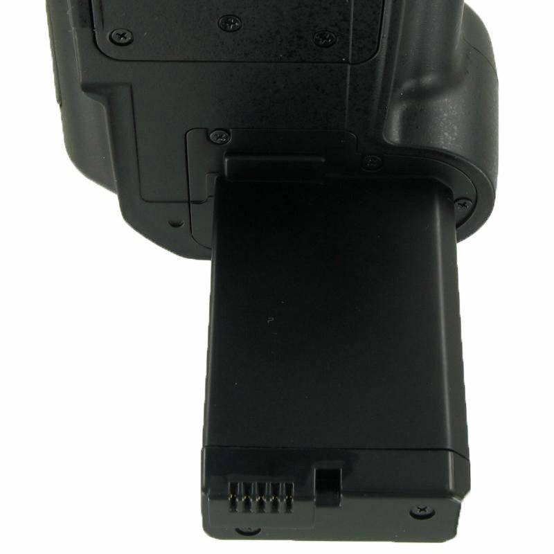 Batteriegriff passend für die Nikon D3100, D3200, Betrieb mit 2 EN-EL14 Akkus