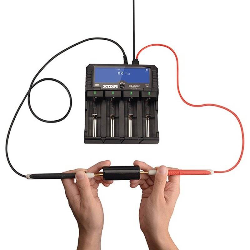 Universal Schnell-Ladegerät für Li-Ion, NiMH und 3s Akkupack, Akkulänge max. 73mm