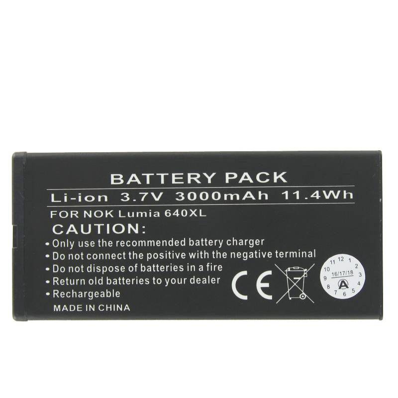 Schwarzes wiederaufladbares Li-Ionen-Akkupack mit Beschriftung „3,7V 3000mAh 11,4Wh