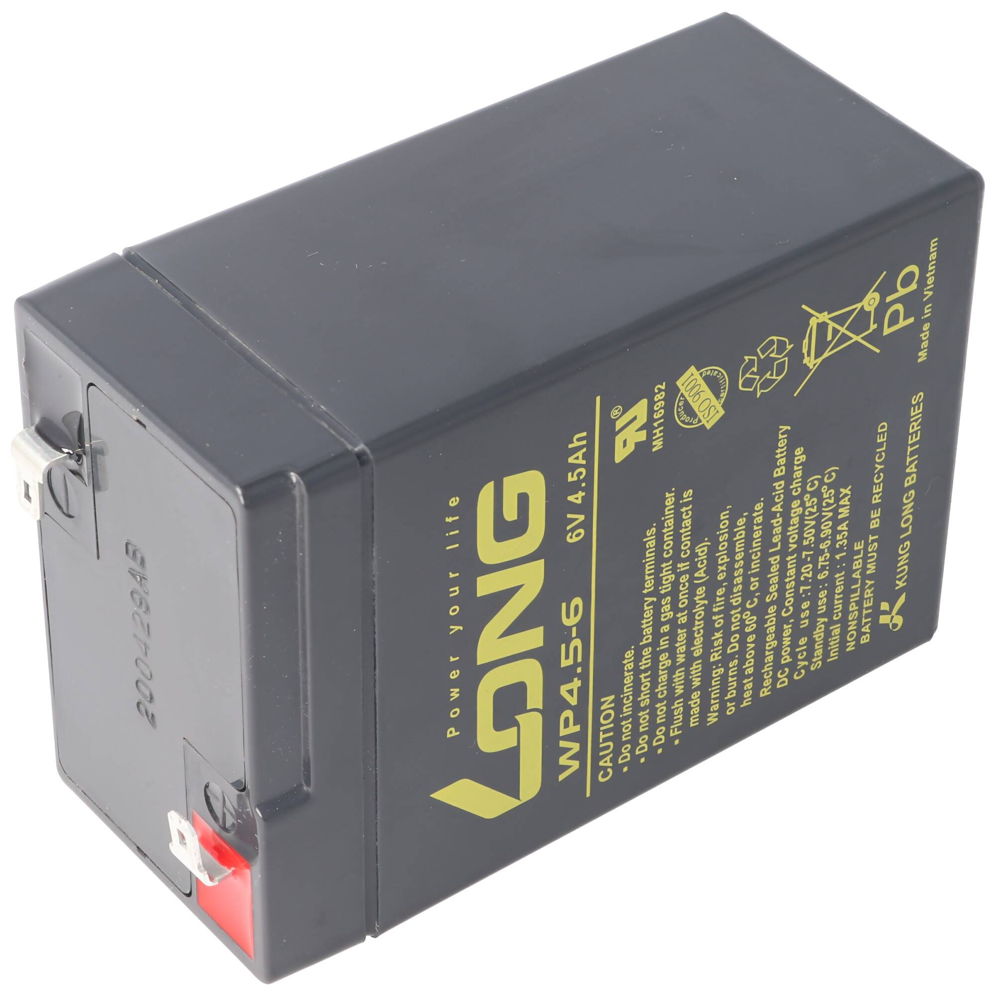 Eine schwarze LONG WP4.5-6 6V 4,5Ah wiederaufladbare Batterie mit Metallklemmen und gelben Sicherheitsetiketten auf weißem Hintergrund.