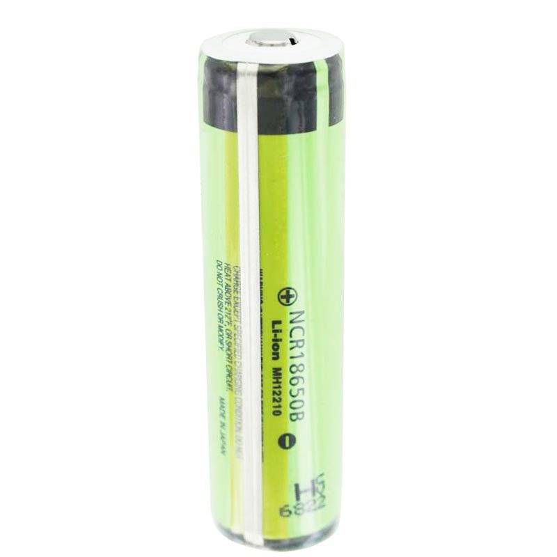 Panasonic 18650 Li-Ion Akku mit 3400mAh und Schutzschaltung und Schnell-Ladegerät