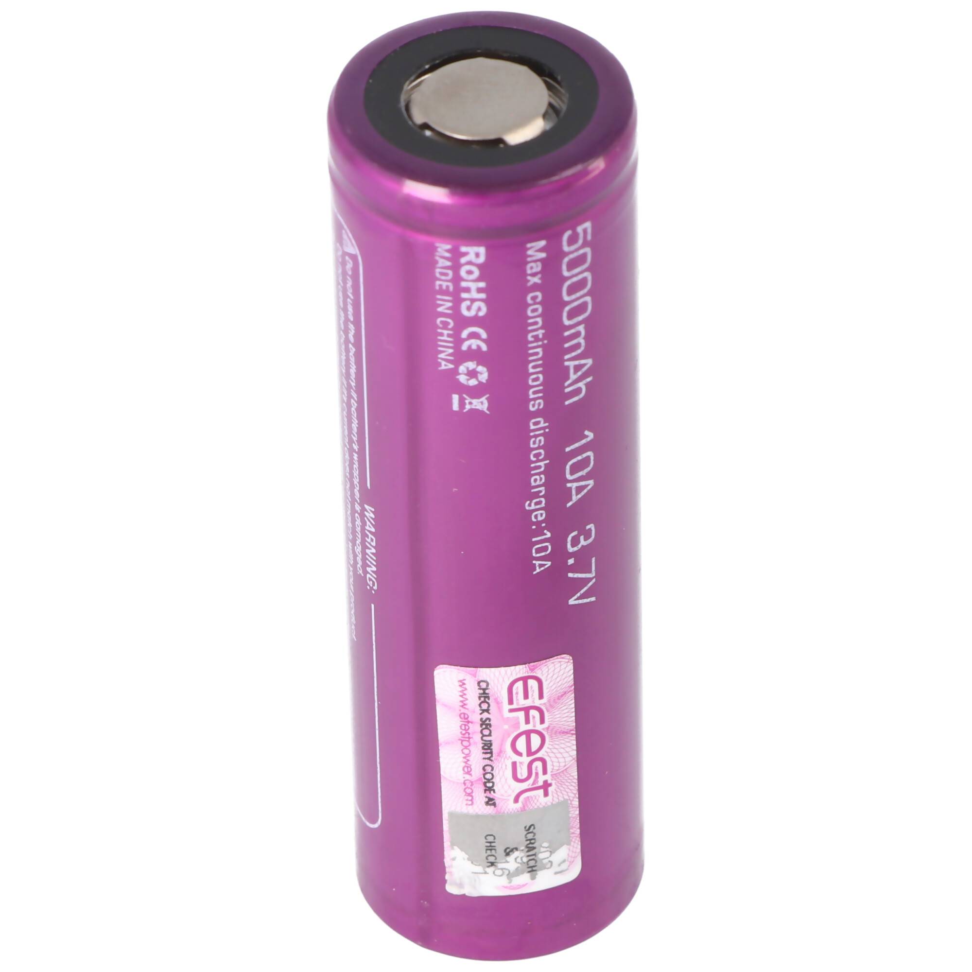 Violette zylindrische wiederaufladbare Batterie mit der Bezeichnung 5000mAh 3,7V 10A, aufrecht auf weißem Hintergrund dargestellt.