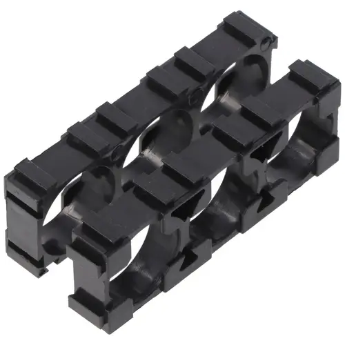 Abstandshalter für drei Zellen 18 mm Durchmesser Abstandshalter für drei Zellen 18 mm Durchmesser