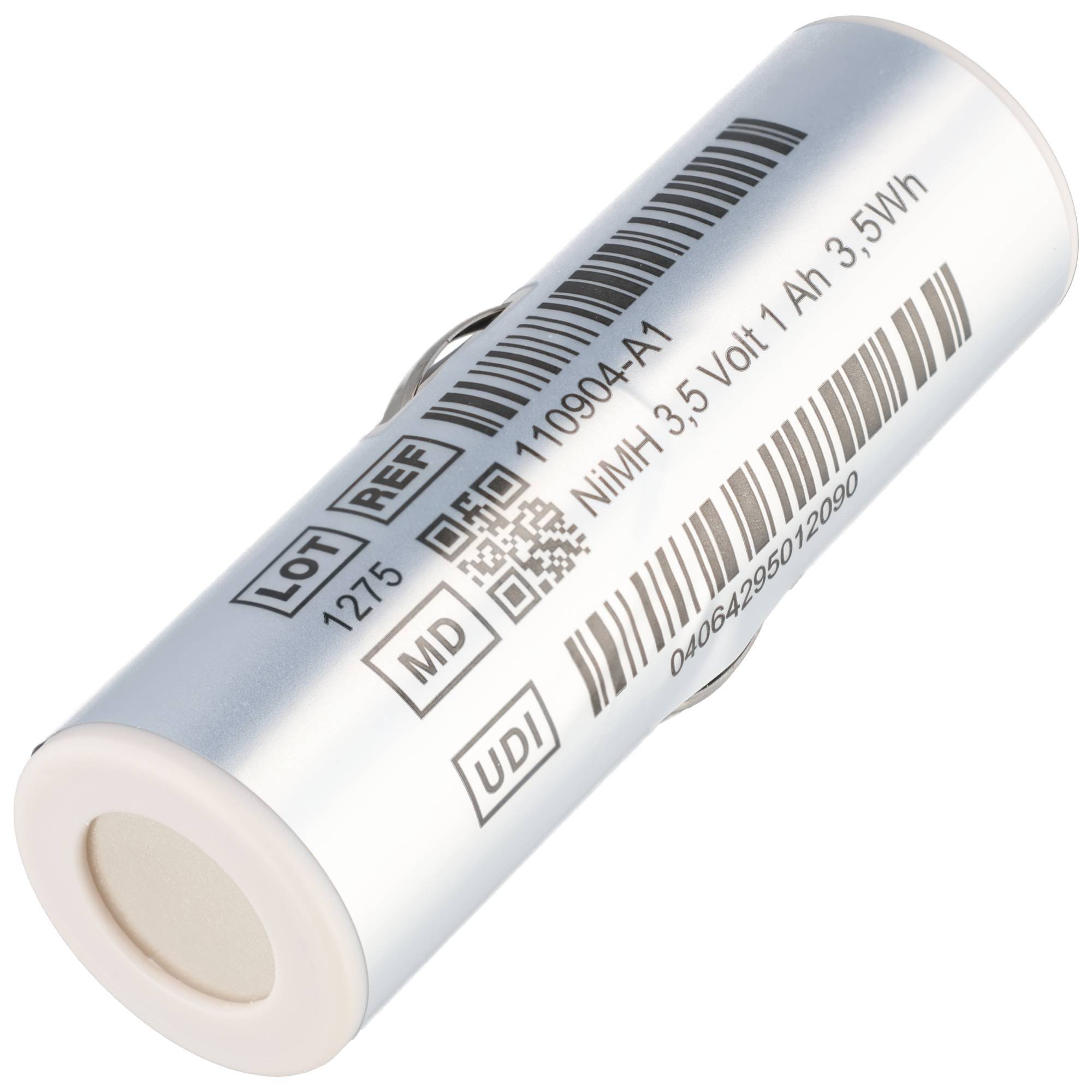Silberne zylindrische wiederaufladbare Batterie mit Barcodes und Spezifikationen gekennzeichnet: NiMH, 3,5 Volt, 1 Ah, 3,5 Wh.