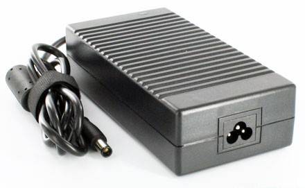 AC Netzadapter (19.5V, 210W) [für Intel DH61AG/DQ77KB, Mitac PH10LI/PH11LI/PH12SI]