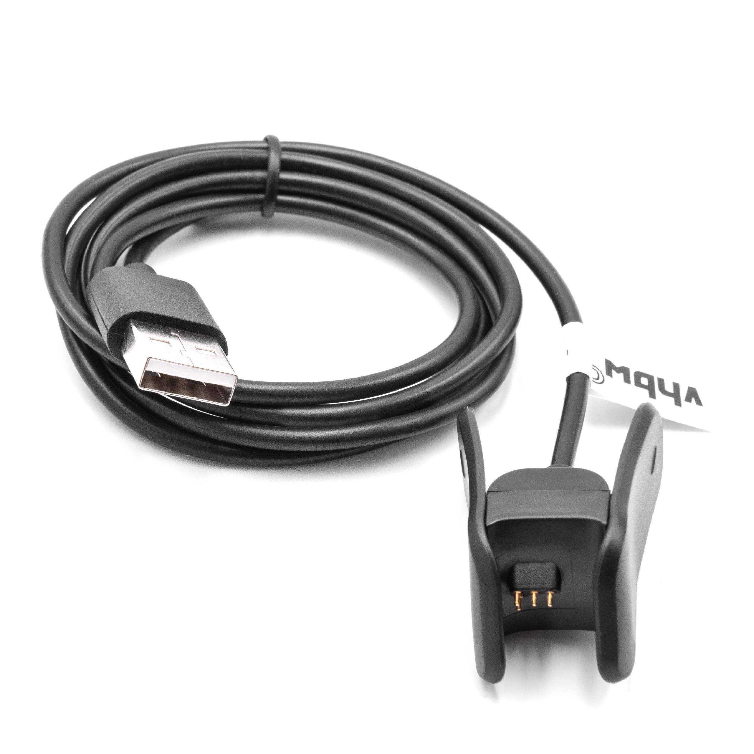 Aufgerolltes schwarzes USB-Ladekabel mit USB-A-Stecker an einem Ende und einem kleinen Dock-Anschluss am anderen Ende, auf weißem Hintergrund dargestellt.