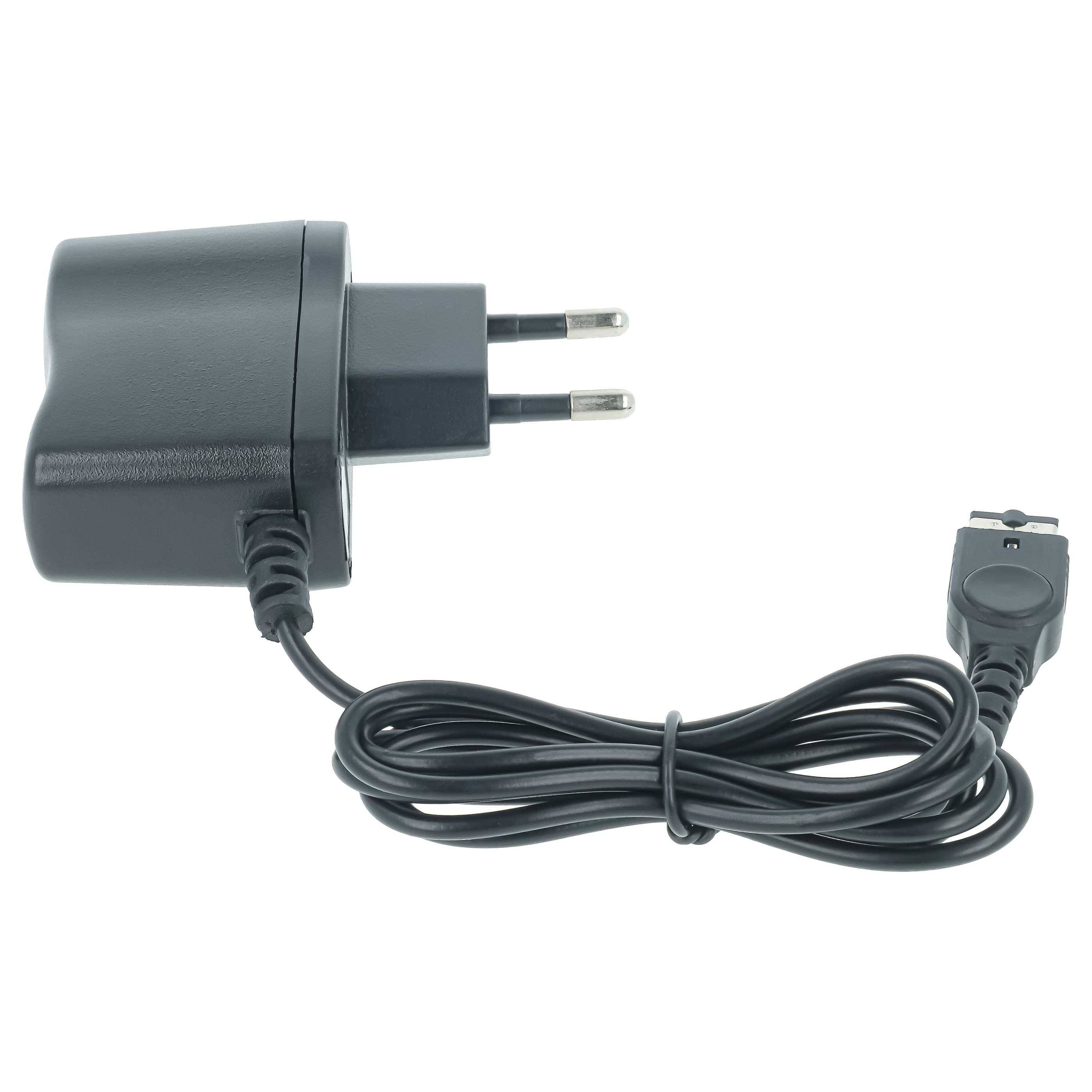 Schwarzes Netzteil mit zweipoligem Stecker und angebrachtem Kabel mit kleinem Anschluss