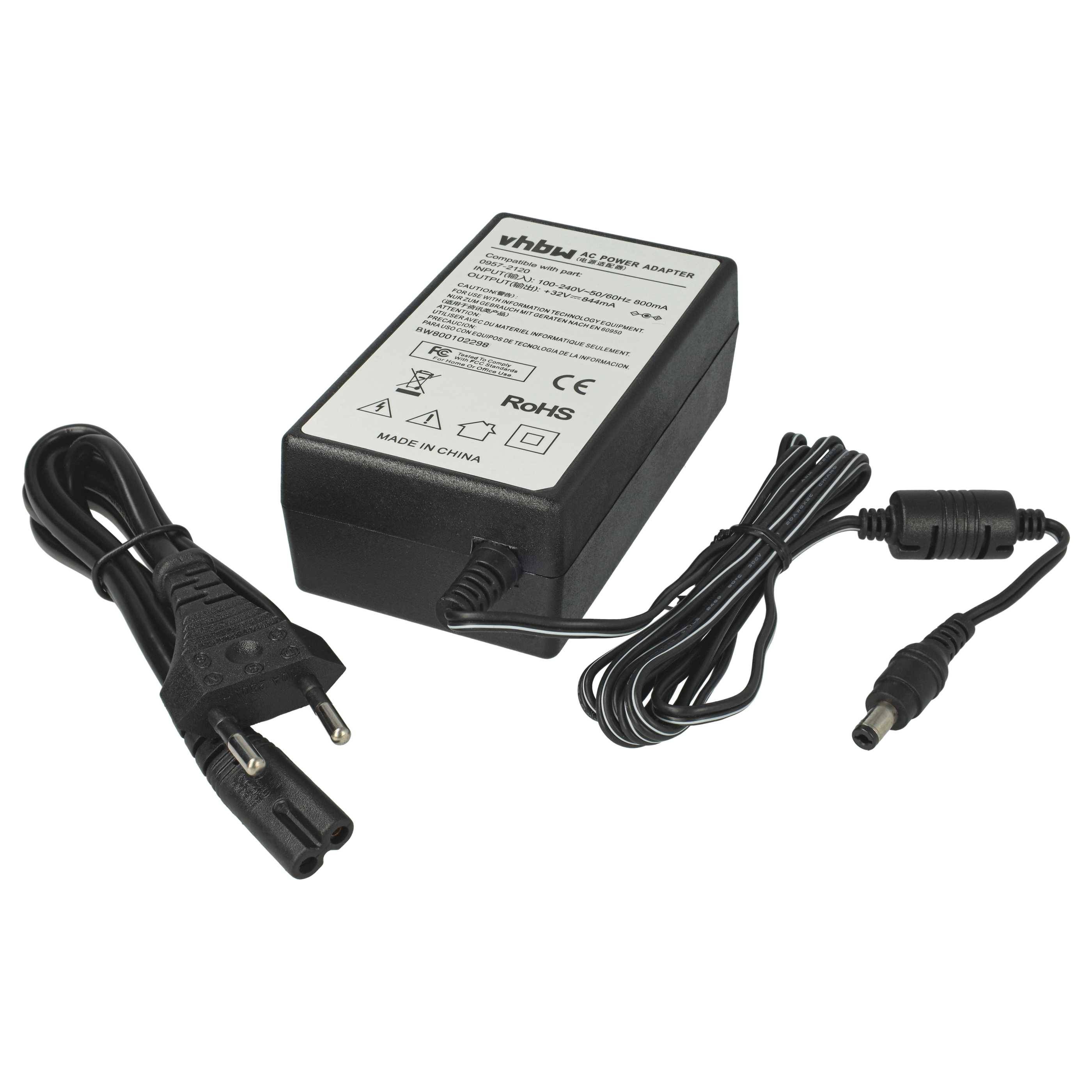 Schwarzer Stromadapter mit zweipoliger Steckverbindung und Hohlstecker-Kabel auf weißem Hintergrund.