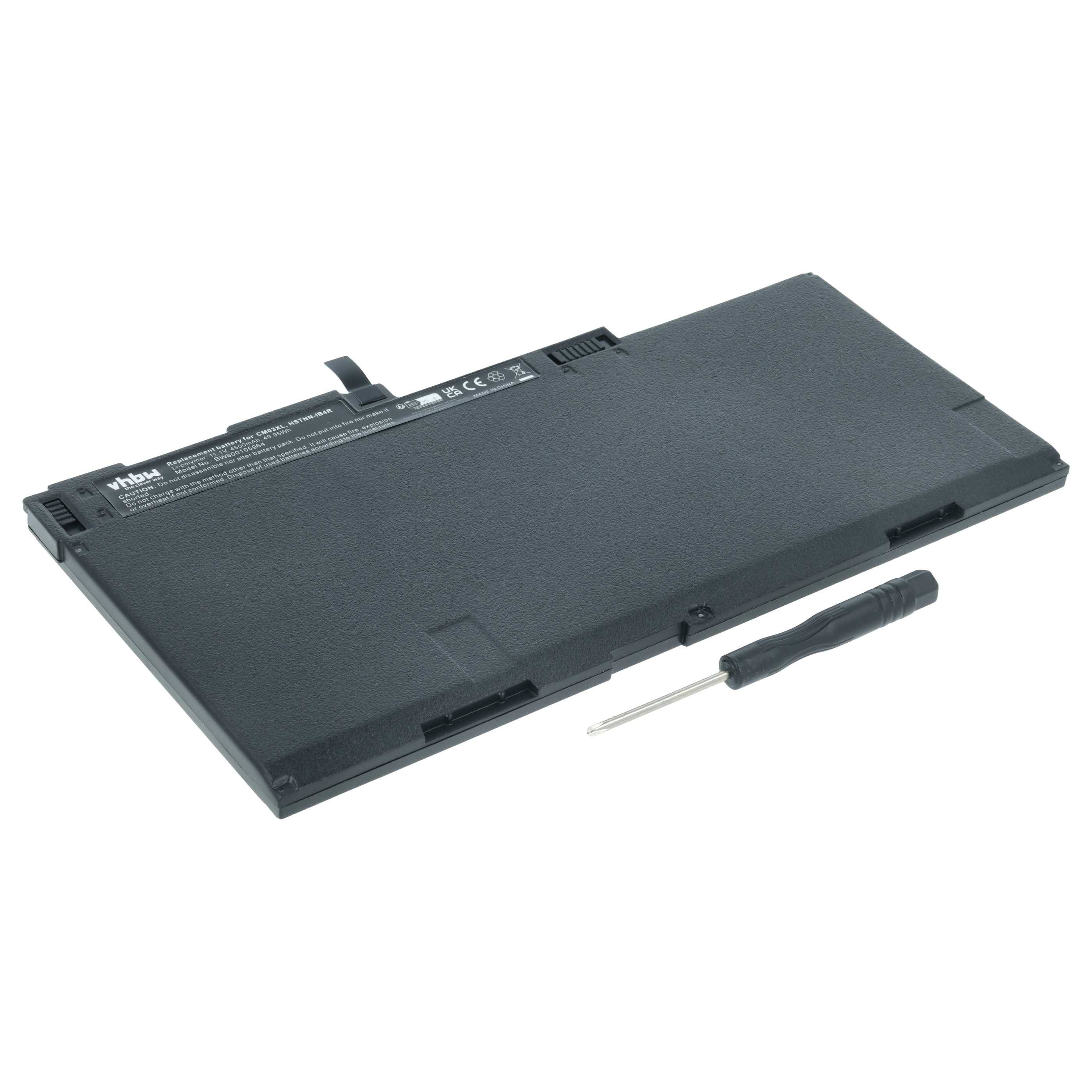 Ein flacher, schwarzer Laptop-Akkupack mit einem kleinen Schraubendreher daneben, der zum Austausch konzipiert ist.
