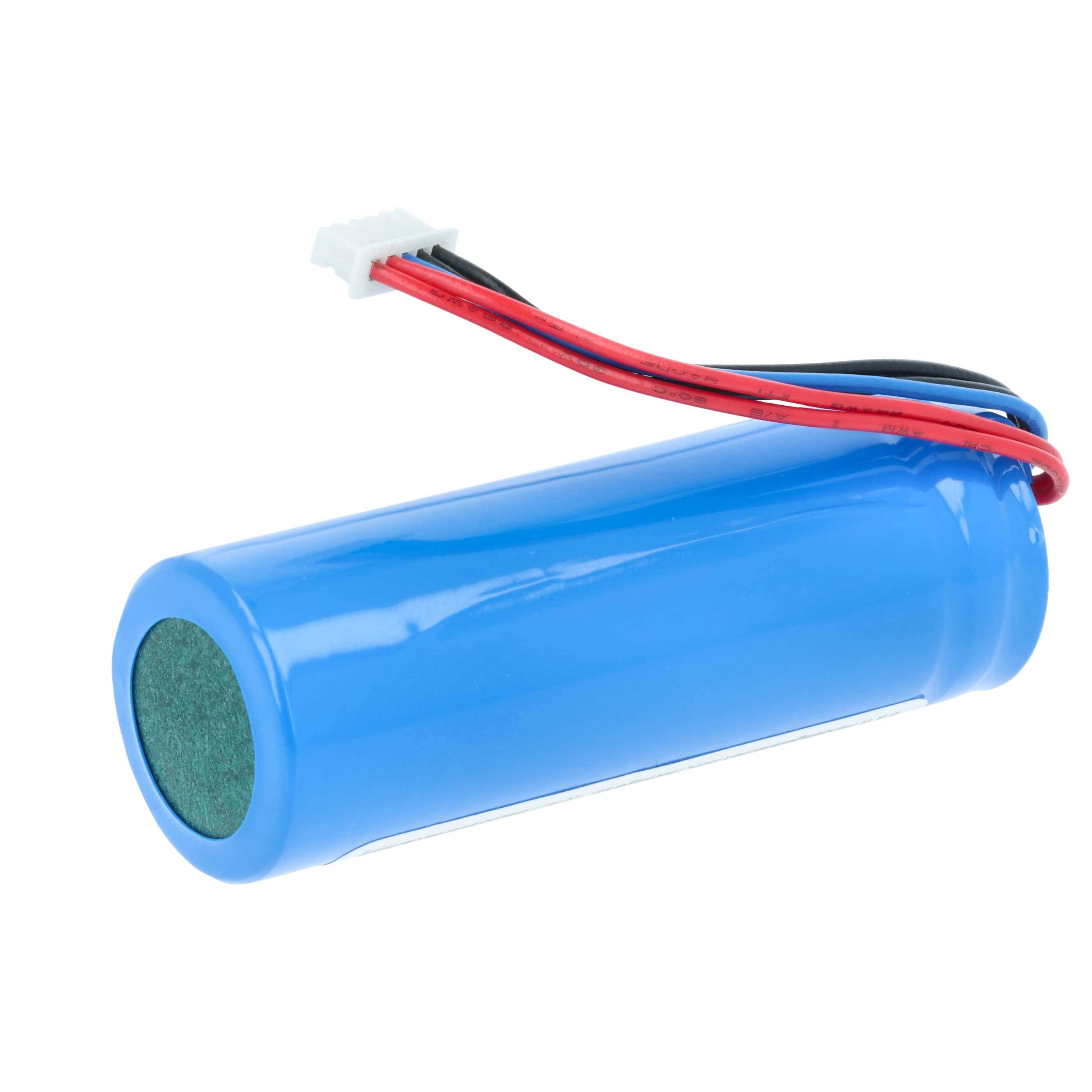 Eine blaue zylindrische Batterie mit roten und schwarzen Drähten, an deren Ende ein weißer Stecker befestigt ist.