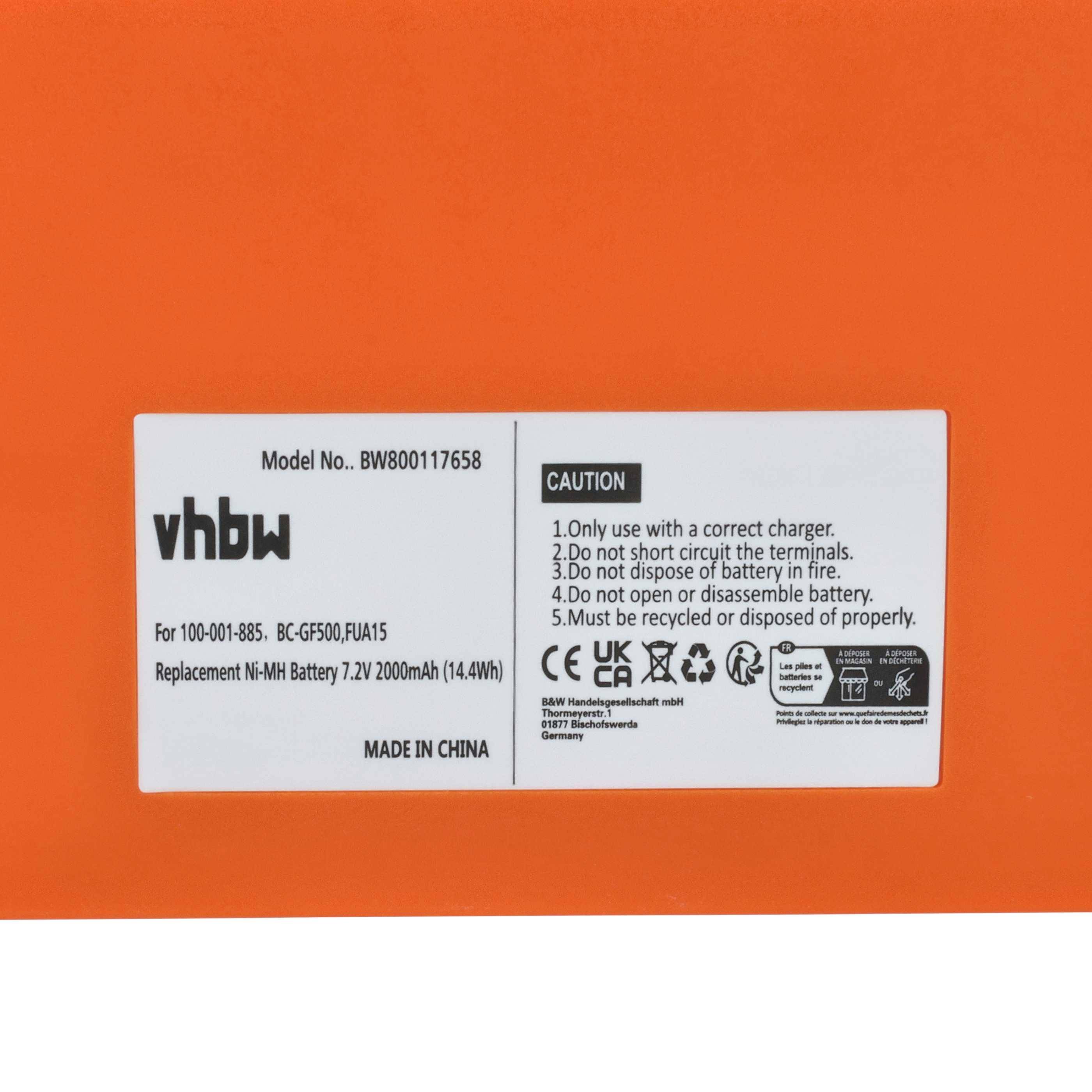 Ein orangefarbener Akkupack mit einem Etikett, das die Modellnummer BW800117658 trägt. Er enthält Warnhinweise zur korrekten Verwendung des Ladegeräts und zur Entsorgung. Hergestellt in China.