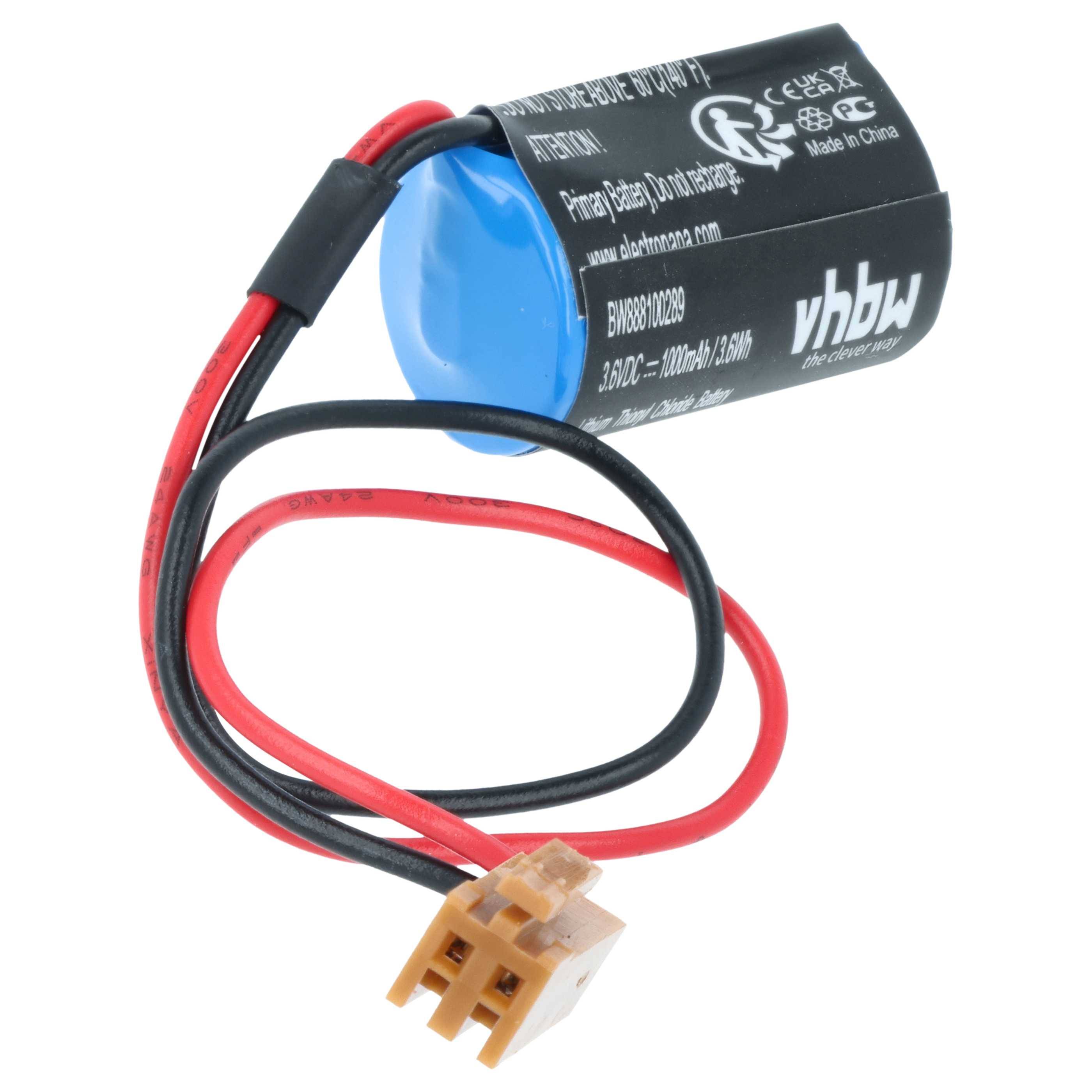 Eine Zylinderbatterie mit schwarzer, blauer Verkleidung und roten, schwarzen Kabeln, die an einen beigen Steckverbinder angeschlossen sind, mit der Aufschrift 