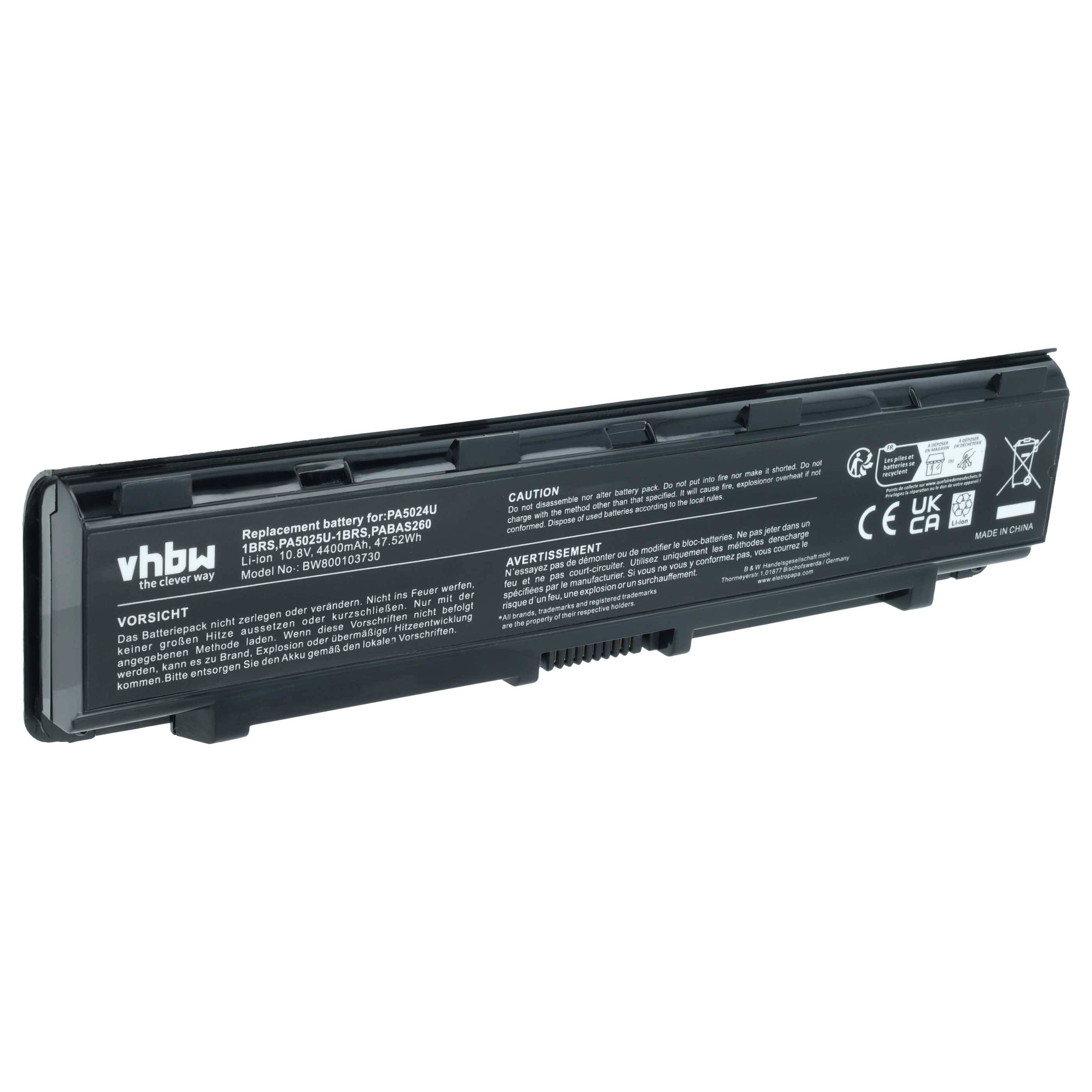 Schwarze Laptop-Ersatzbatterie mit Modelldetails und Warnhinweisen, mit Zertifizierungslogos und Bedienungstext auf einer Seite.