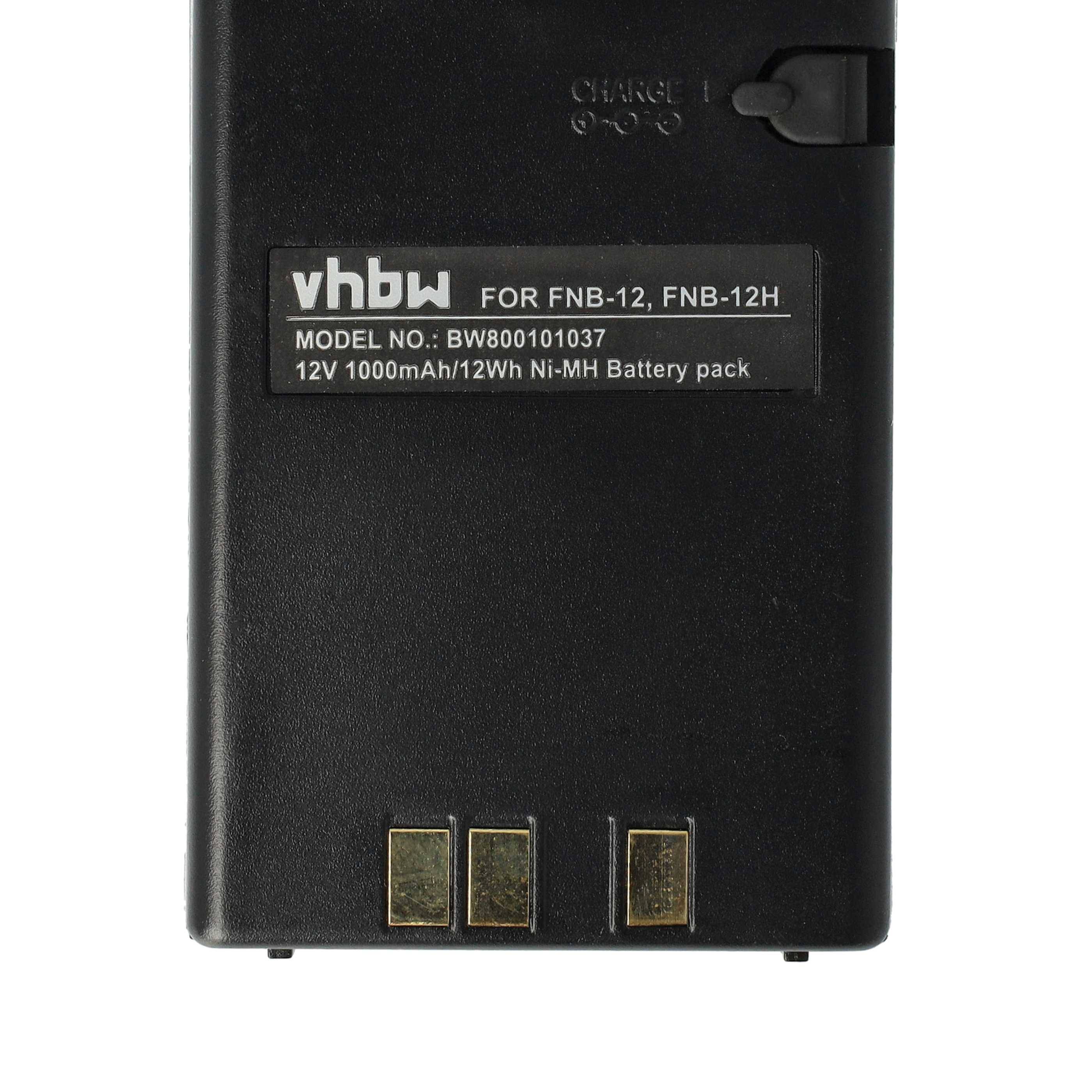 Ein schwarzes Batteriepaket mit der Aufschrift 'vhbw FÜR FNB-12, FNB-12H' und der Modellnummer BW80010137. Es hat eine Spezifikation von 12V, 1000mAh/12Wh Ni-MH.
