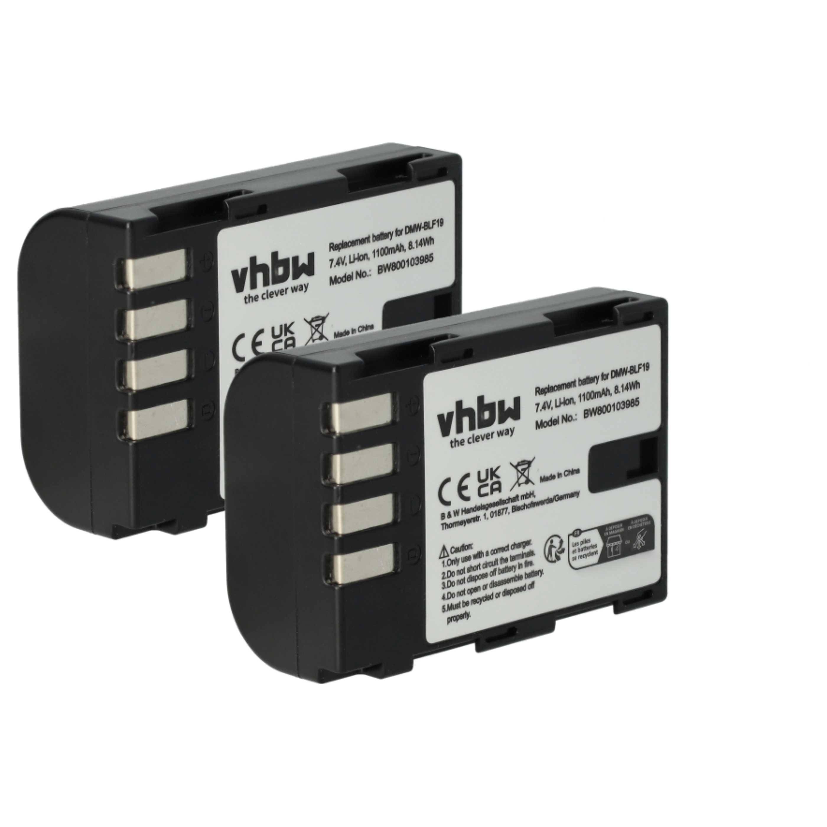Zwei schwarze Lithium-Ionen-Kamerabatterien mit Etikett, das Spezifikationen wie „7,4V