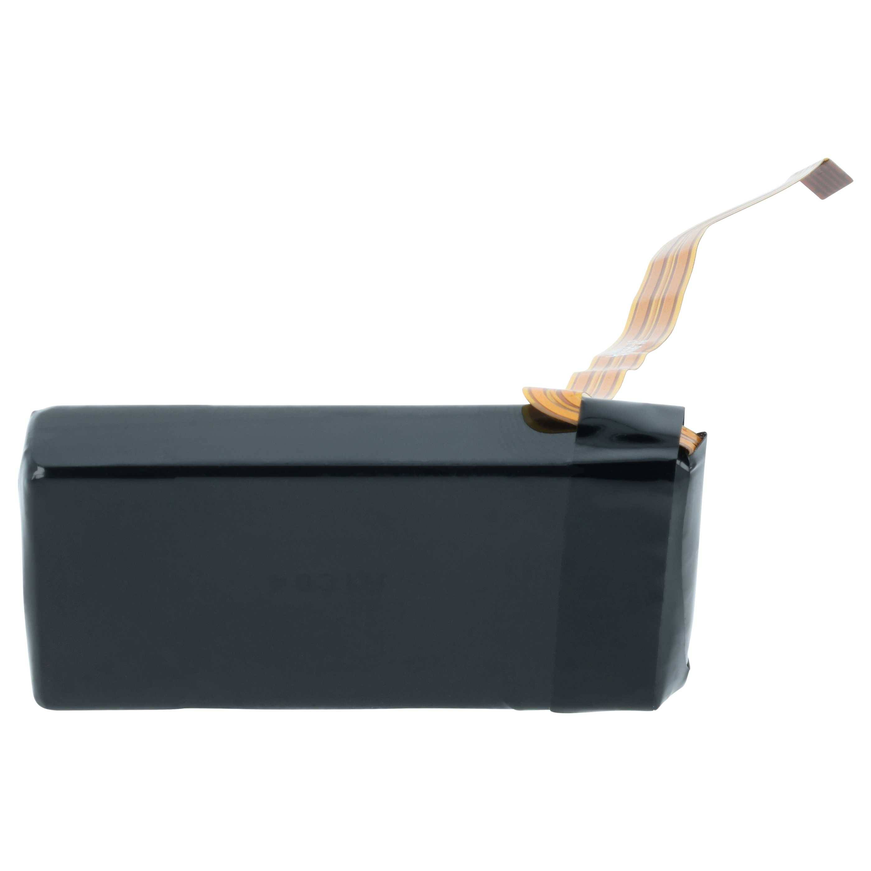 Ein rechteckiges, schwarzes, verpacktes Batteriepaket mit einem gelben Flexkabel, das an einem Ende herausragt, vor einem einfachen weißen Hintergrund.