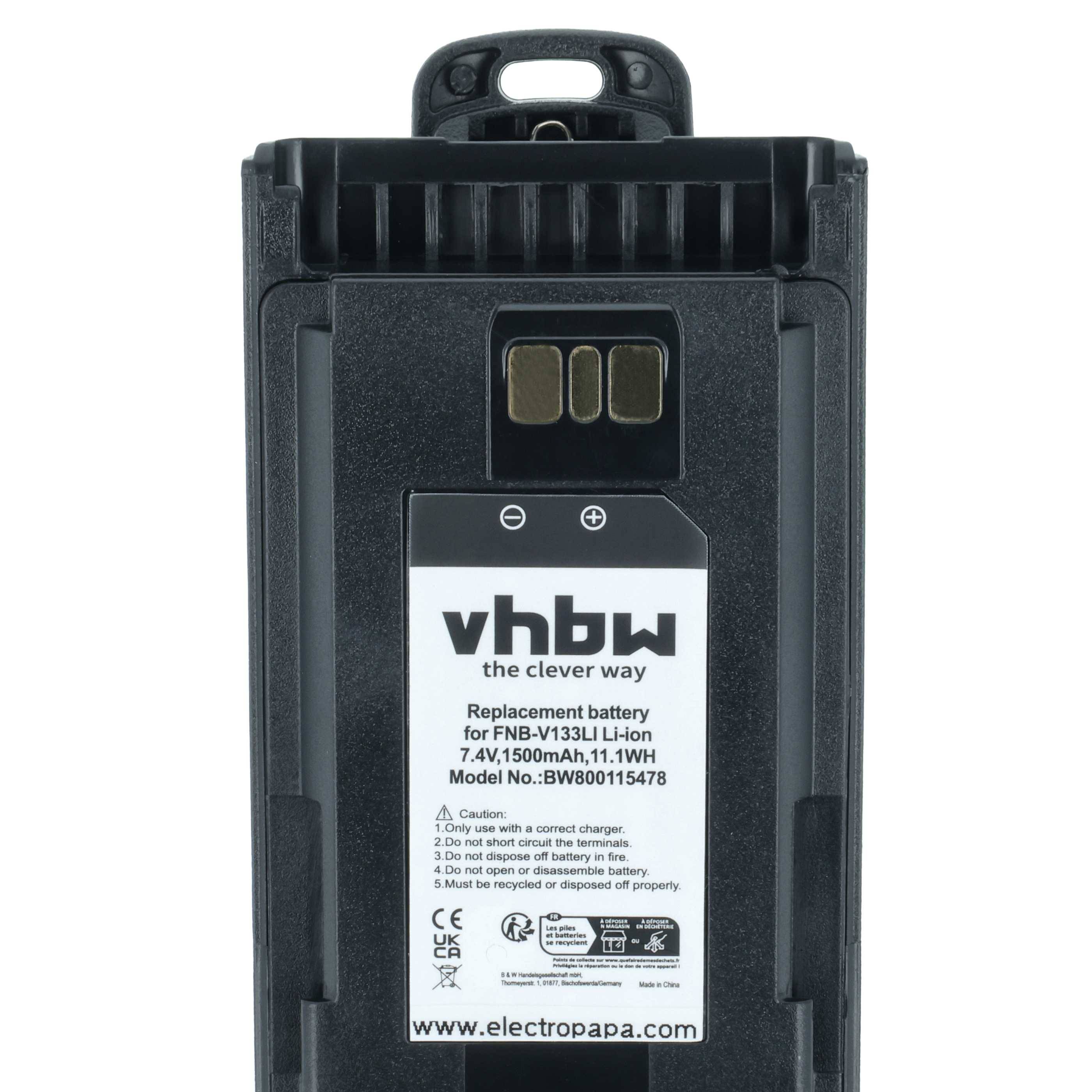 Das Bild zeigt eine vhbw Batterie für FNB-V133LI Lithium-Ionen, mit 7,4V/1500mAh/11,1Wh Spezifikationen. Es enthält Sicherheitswarnhinweise und die Website 'www.electropapa.com'.