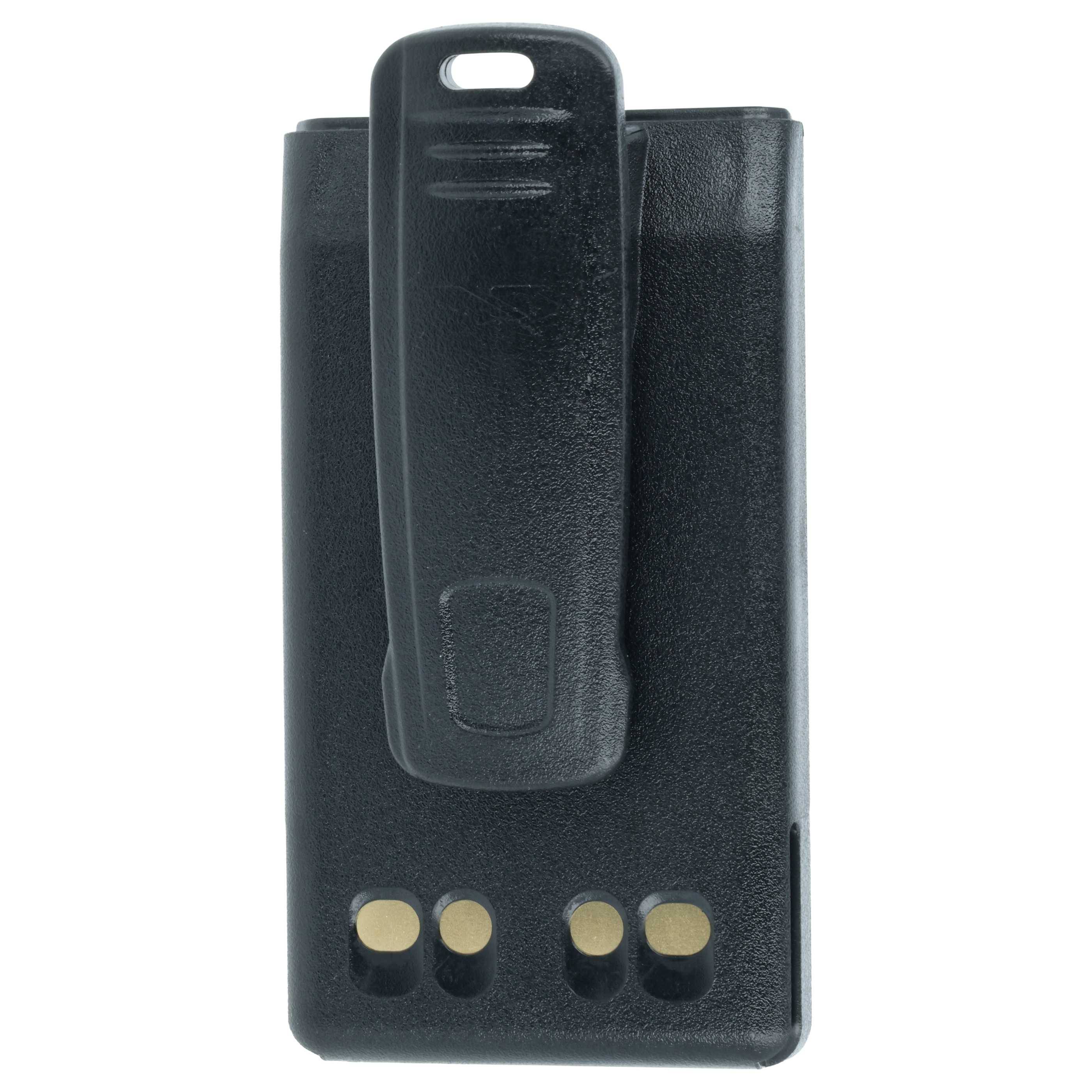 Eine schwarze Batteriebox mit drei sichtbaren goldenen Kontaktpunkten und einer Gürtelclip-Halterung auf der Rückseite. Sie wird verwendet, um tragbare Geräte zu versorgen.