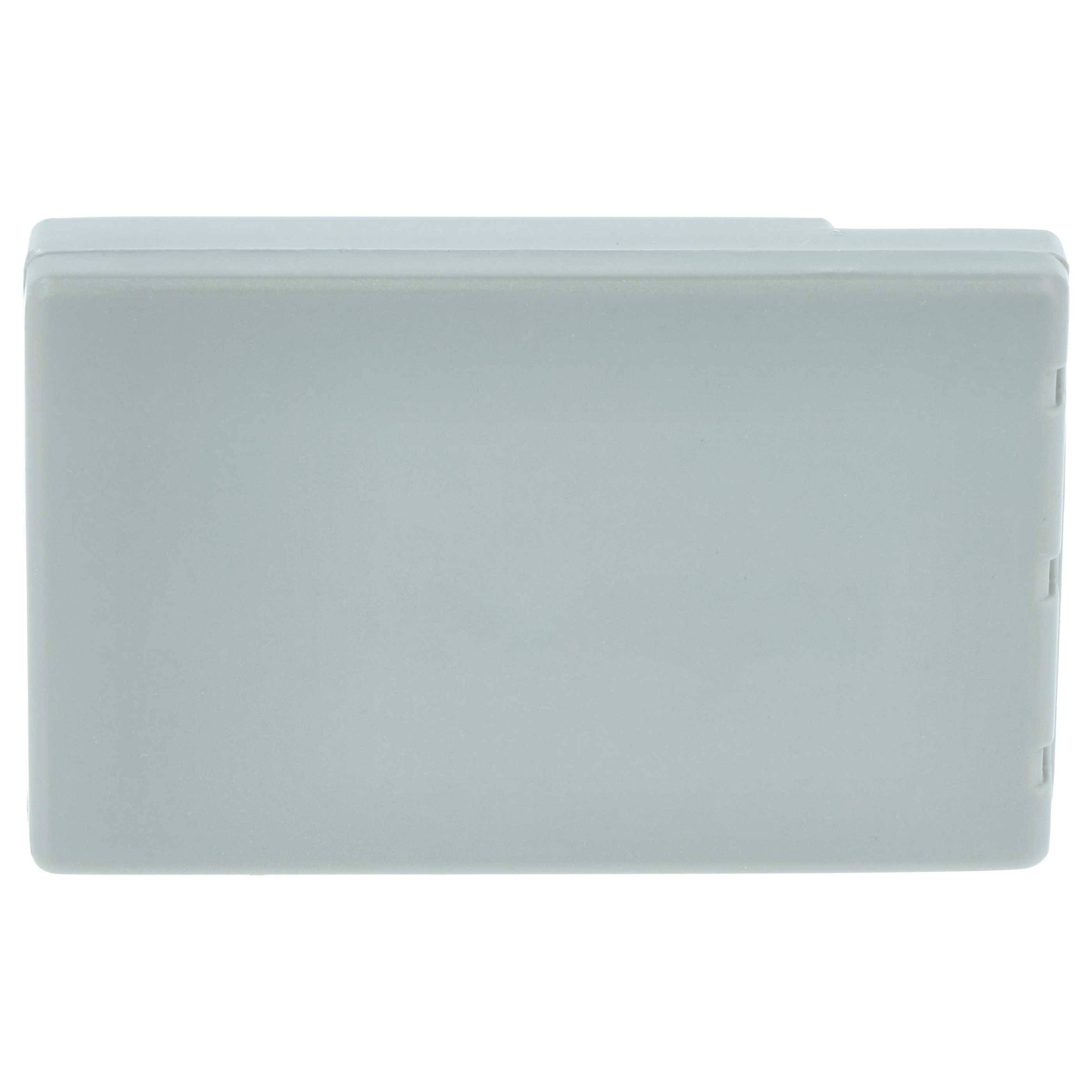 Eine graue rechteckige Box mit glatter Oberfläche und leichter Kantenzeichnung, möglicherweise ein Gehäuse oder Behälter.