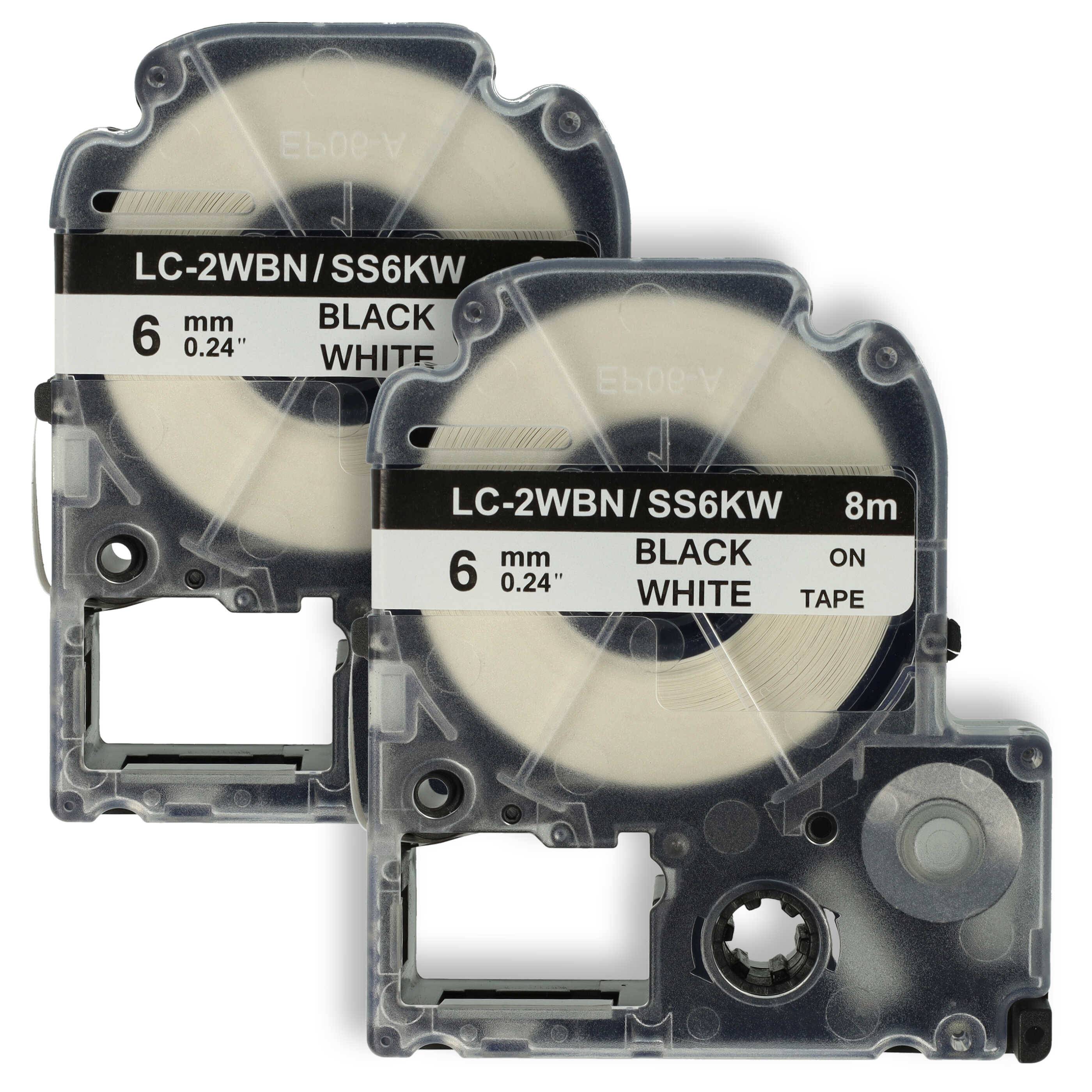 Zwei schwarz-weiße Etikettendrucker-Farbband-Kassetten mit der Bezeichnung „LC-2WBN/SS6KW