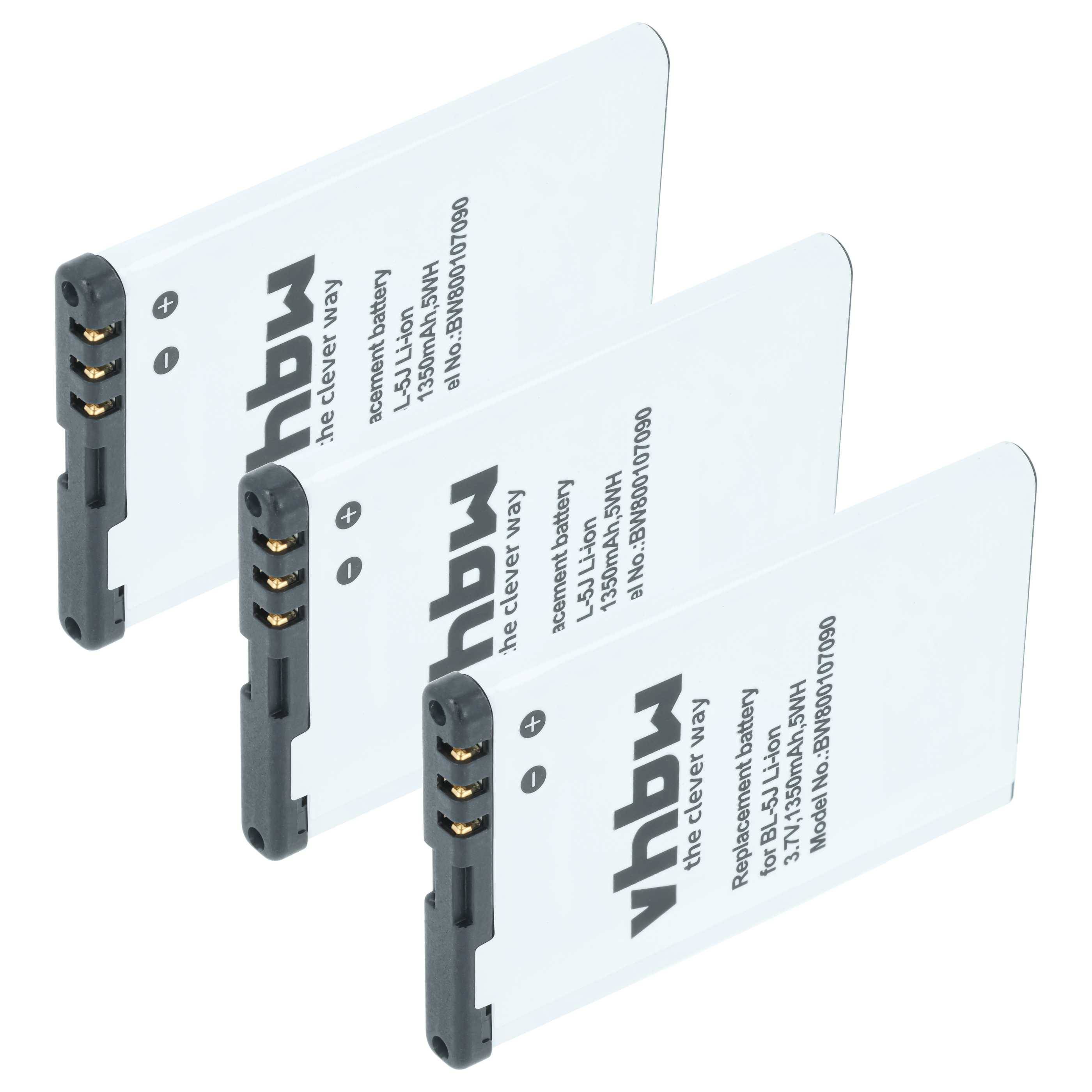 Drei wiederaufladbare vhbw-Batterien, jeweils mit Produktdetails und Modellnummer gekennzeichnet, aufrecht auf ihrer Seite positioniert.