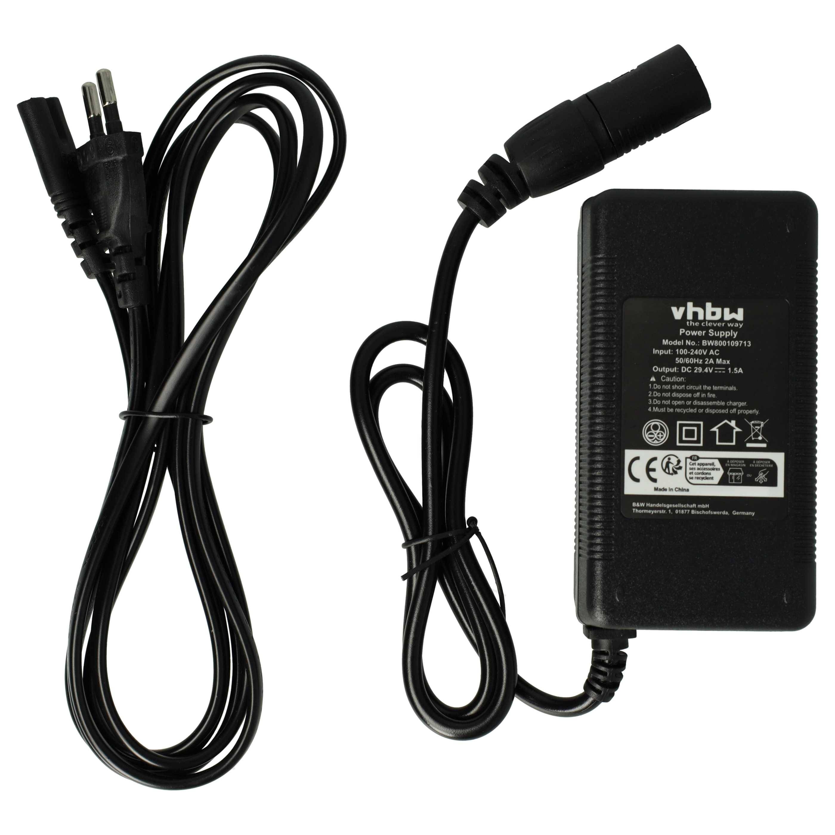 Ein Stromversorgungsadapter mit angeschlossenem Kabel und Stecker, mit einem Etikett mit technischen Spezifikationen und einem kompatiblen Anschluss.