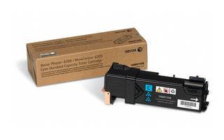 Xerox Cyan-Tonerpatrone neben ihrer Kartonverpackungsbox auf weißem Hintergrund.