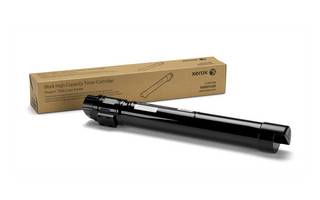 Schwarze Tonerpatrone vor einer Xerox-Marke Pappschachtel, dargestellt als Produktbild auf weißem Hintergrund.