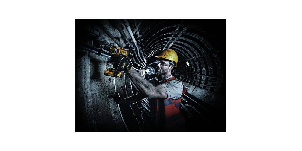 DCD791D2 Akku-Bohrschrauber 18V Li-Ion