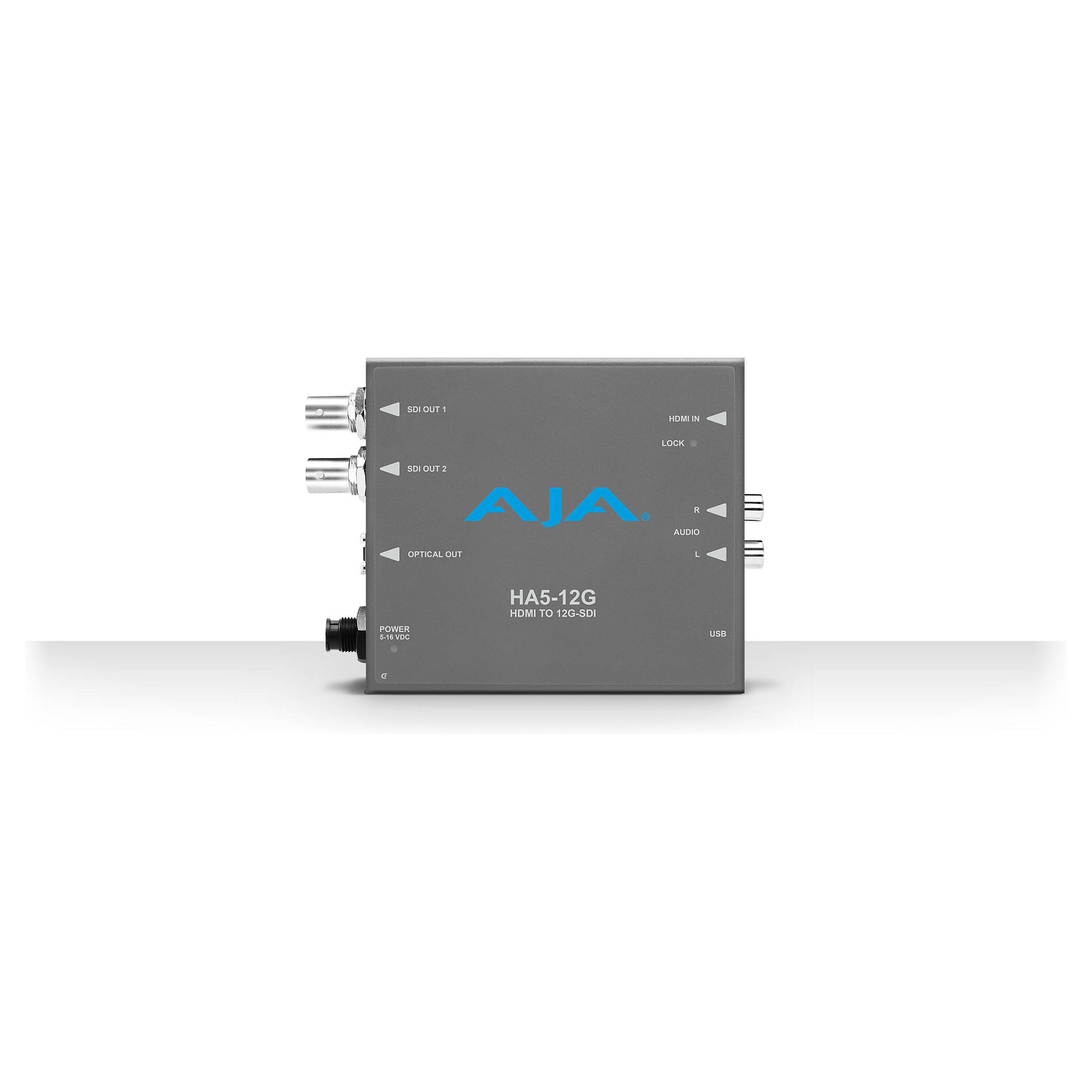Grauer AJA HA5-12G-Konverterkasten von vorne gezeigt, mit beschrifteten BNC- und Faseroptik-Steckverbindern für die Umwandlung von HDMI zu 12G-SDI.