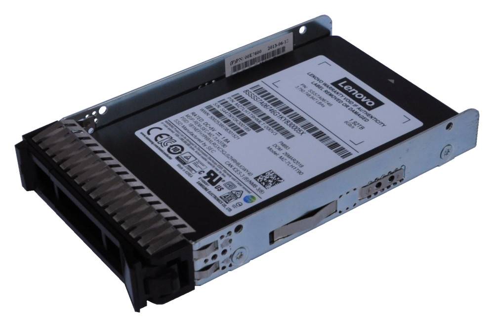 Lenovo PM883 Entry - 960 GB SSD - Hot-Swap - 2.5" (6.4 cm)