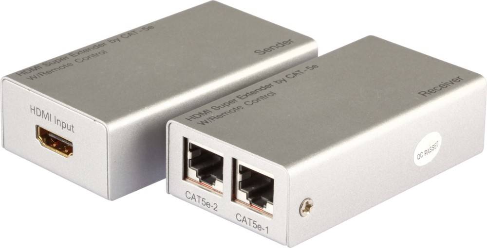Nahaufnahme eines HDMI Super Extenders über CAT 5e, der zwei CAT5e-Anschlüsse mit den Bezeichnungen ‚CAT5e-1' und ‚CAT5e-2' zeigt, mit einer ‚Sender'-Markierung.