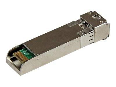 Metall-SFP-Transceiver-Modul für Glasfaser-Netzwerke, dargestellt in einer Seitenansicht auf weißem Hintergrund.