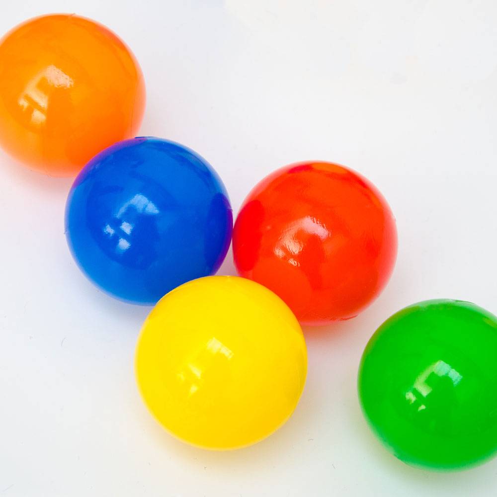 9000 bunte Bälle für Bällebad 5,5cm Babybälle Plastikbälle Baby Spielbälle