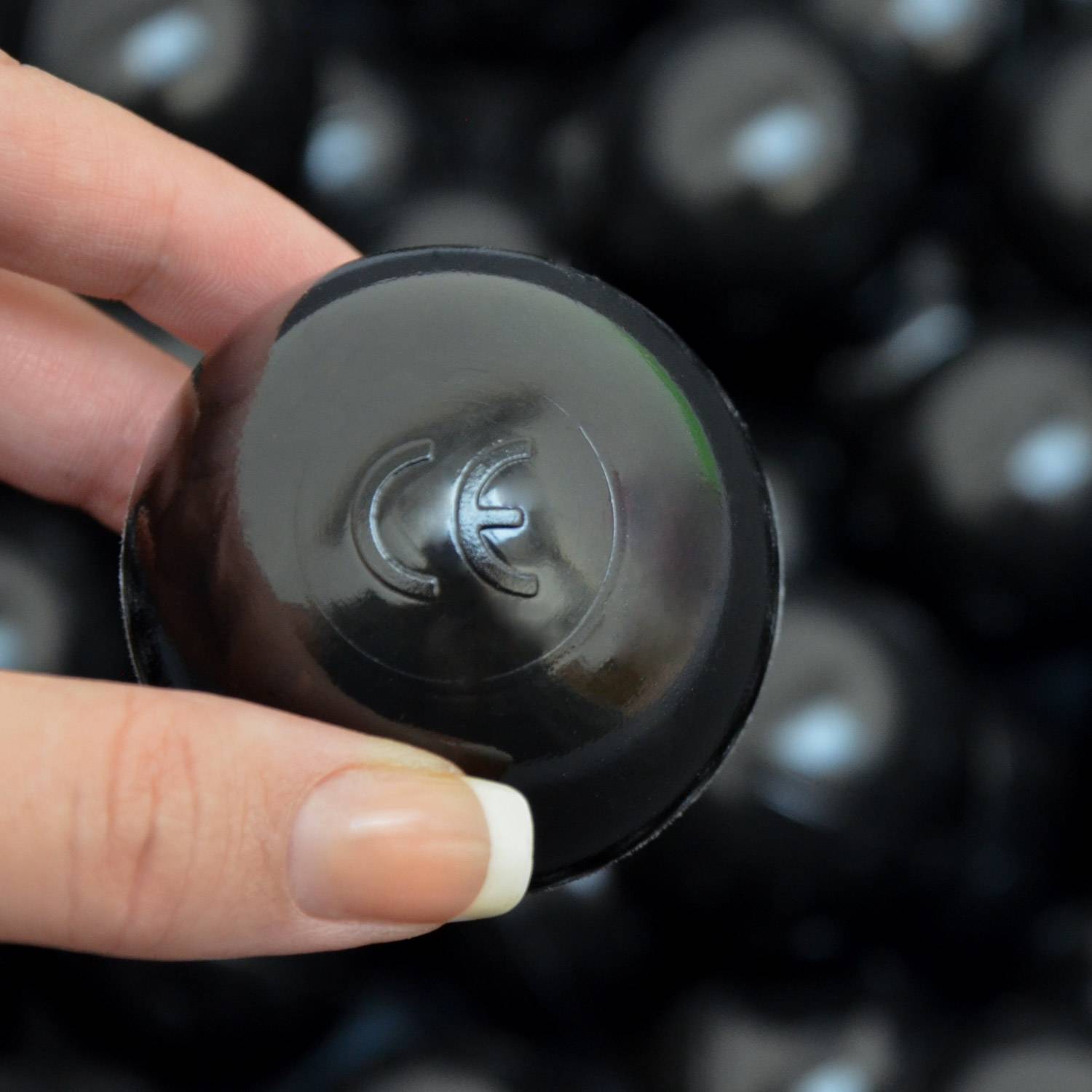 50 Bälle für Bällebad 5,5cm Babybälle Plastikbälle Baby Spielbälle Schwarz